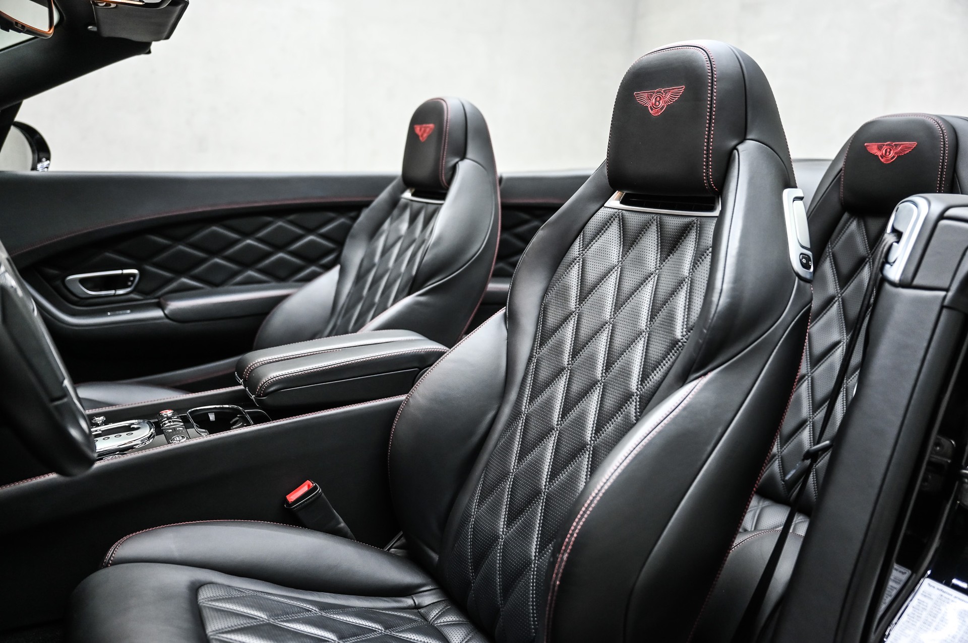 BENTLEY Continental GTC 6.0 V12 Speed-image-18