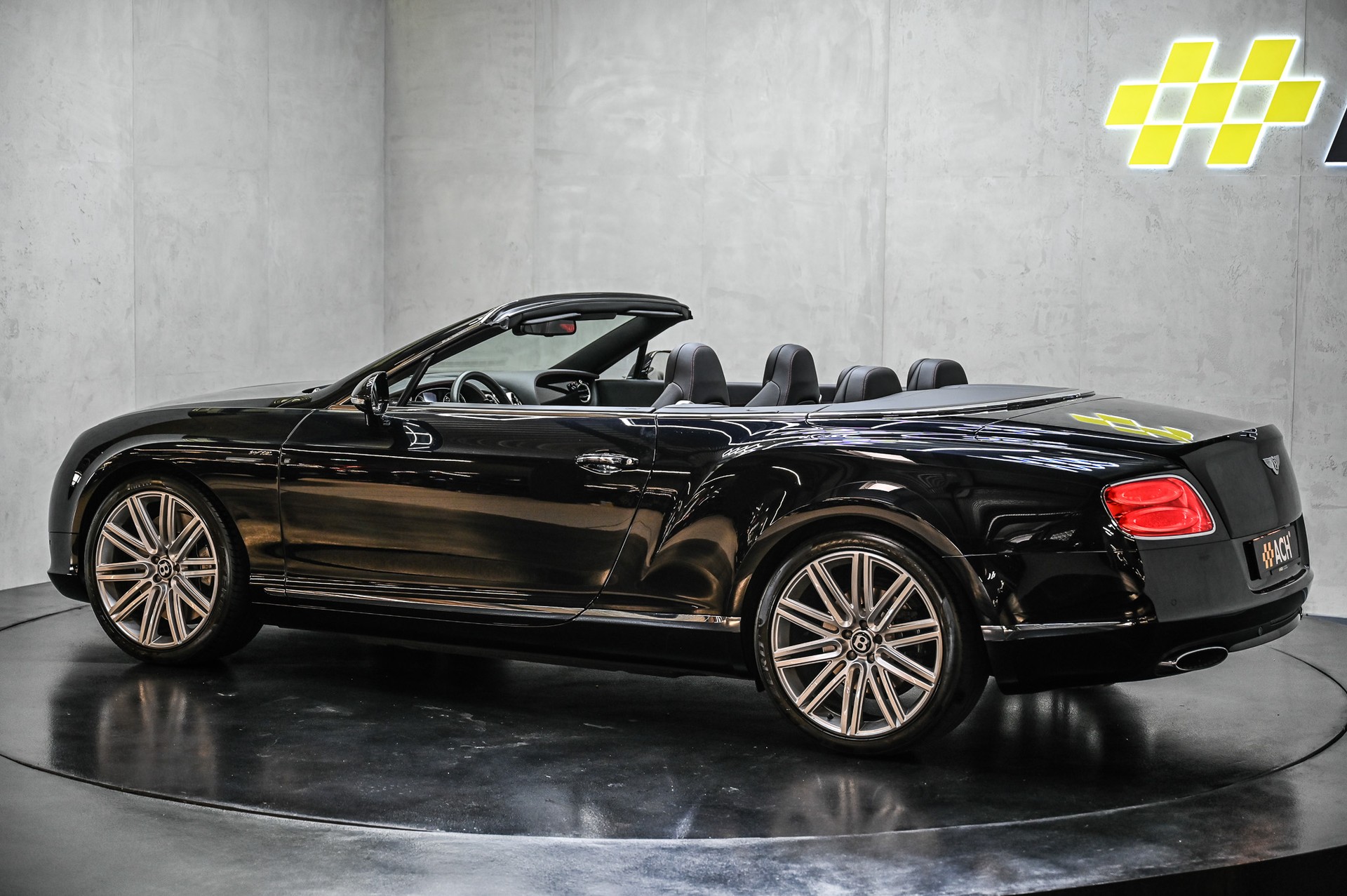 BENTLEY Continental GTC 6.0 V12 Speed-image-8