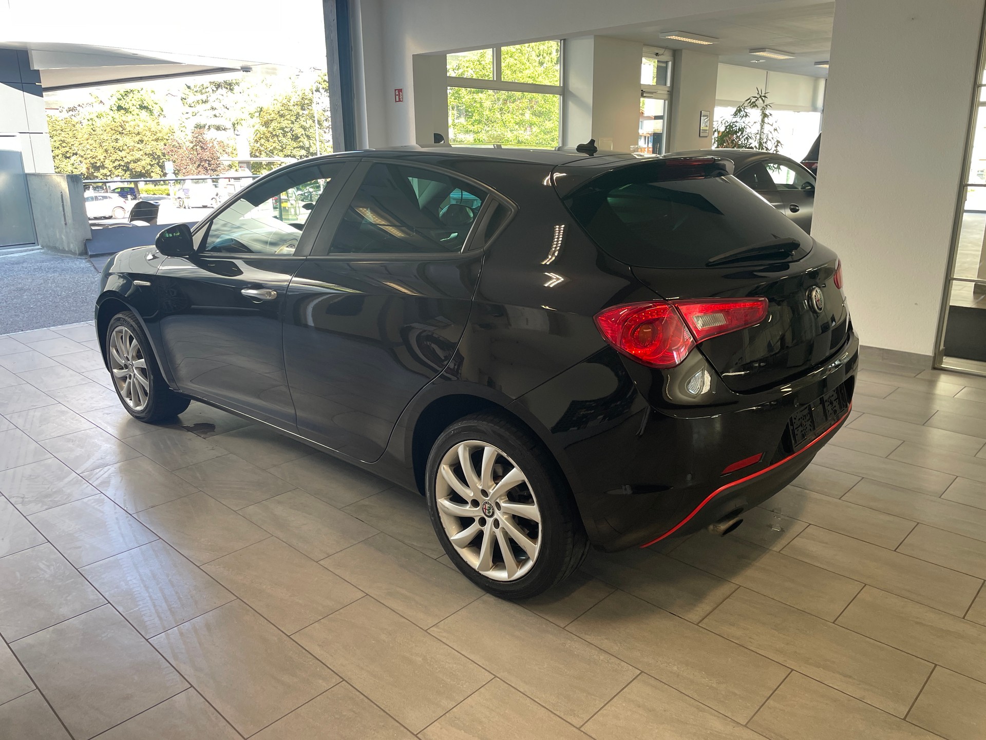 ALFA ROMEO Giulietta 1.4 T MultiAir-showroom-element-3