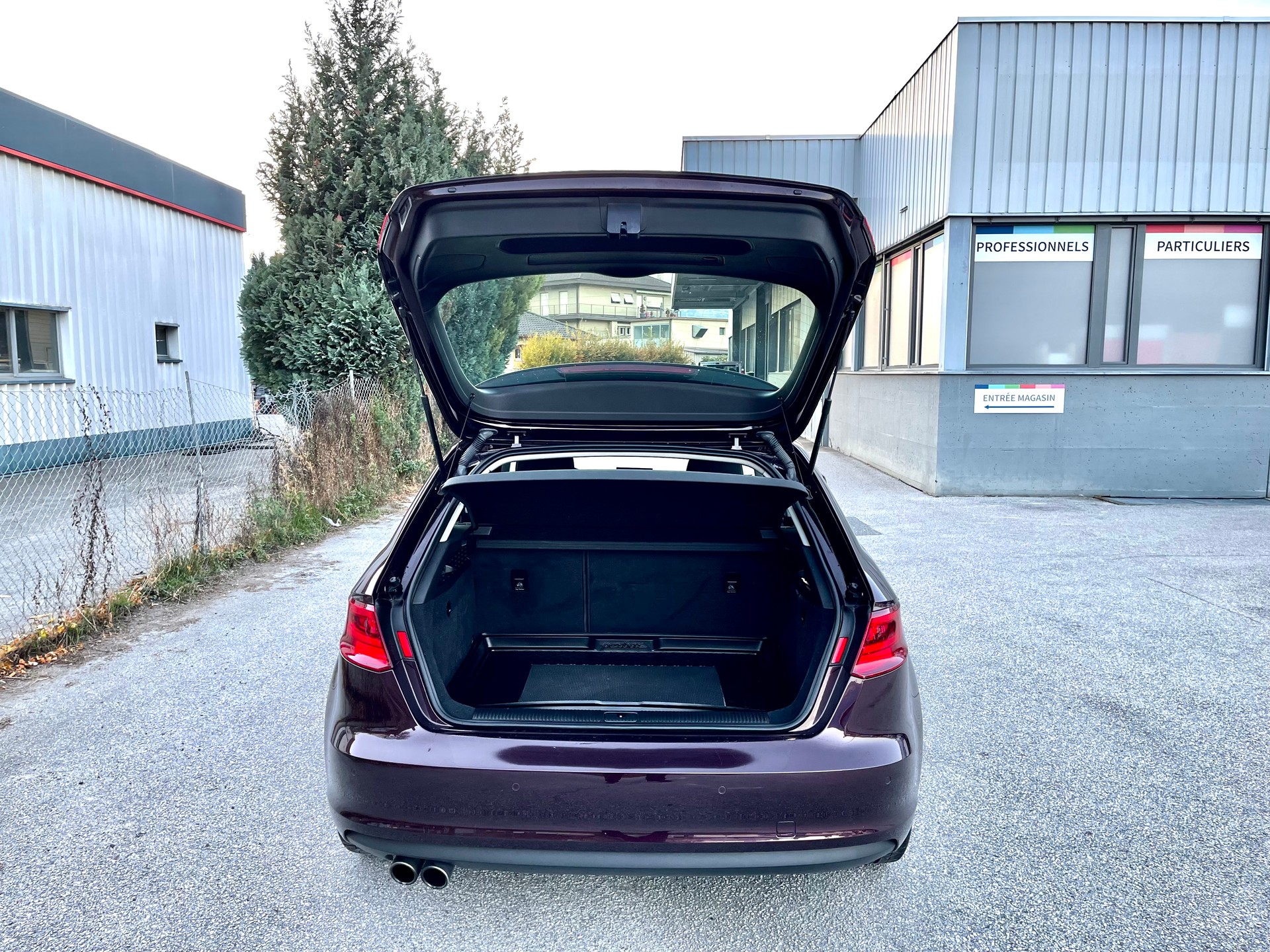 AUDI A3 Sportback 1.4 TFSI Ambition-image-26
