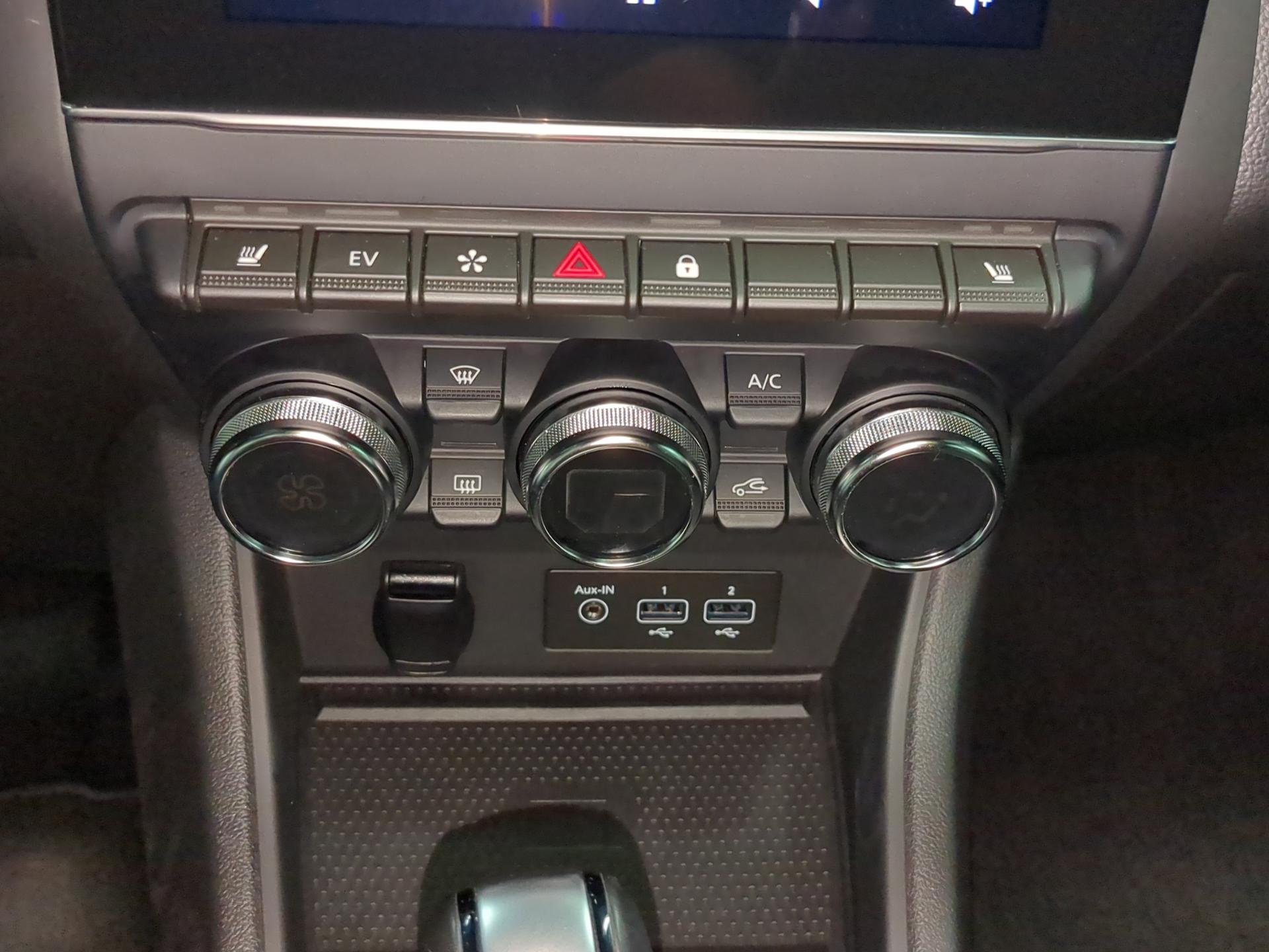 RENAULT Captur 1.6 E-Tech 145 Rive Gauche DHT-image-18
