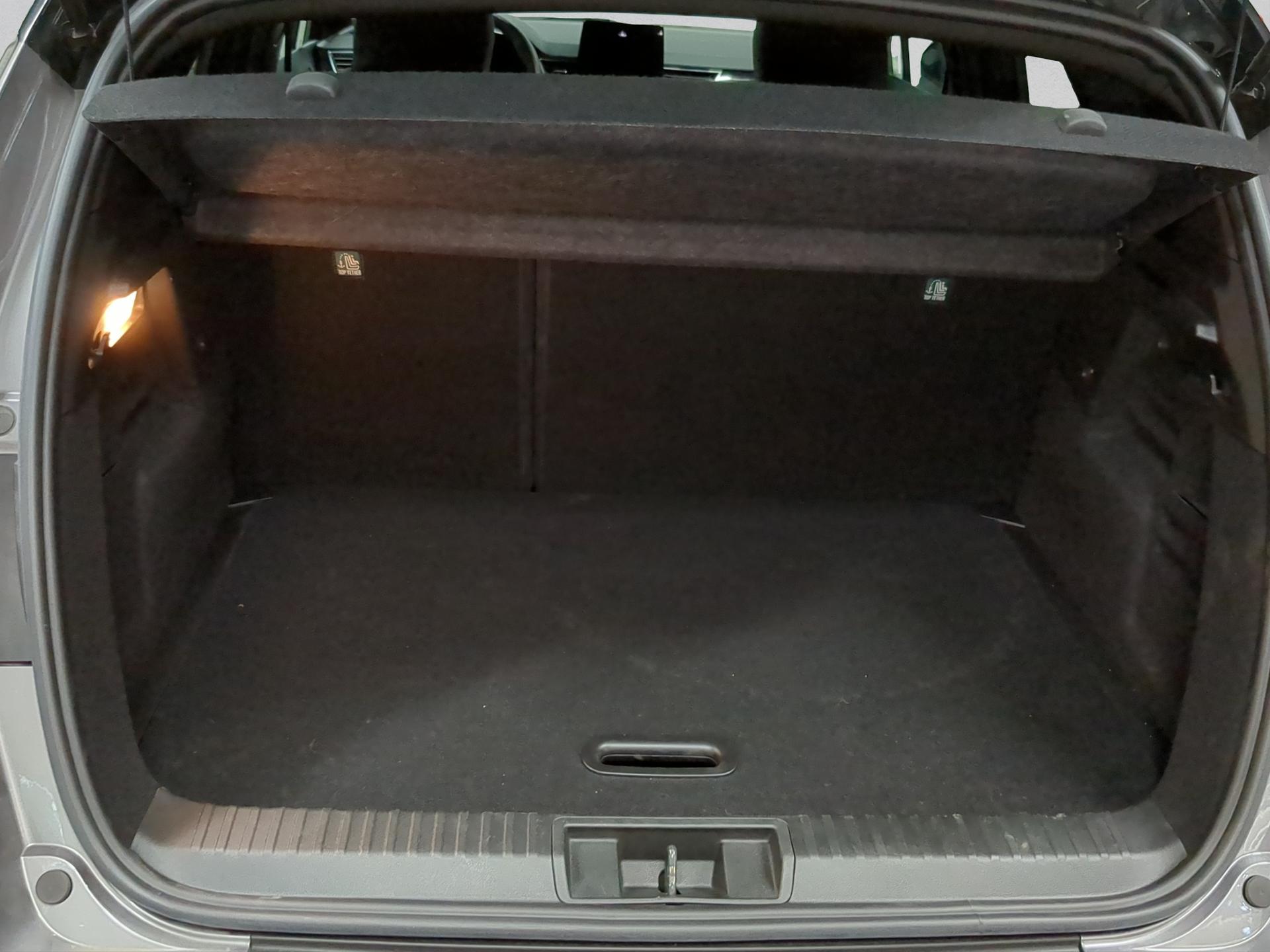 RENAULT Captur 1.6 E-Tech 145 Rive Gauche DHT-image-14