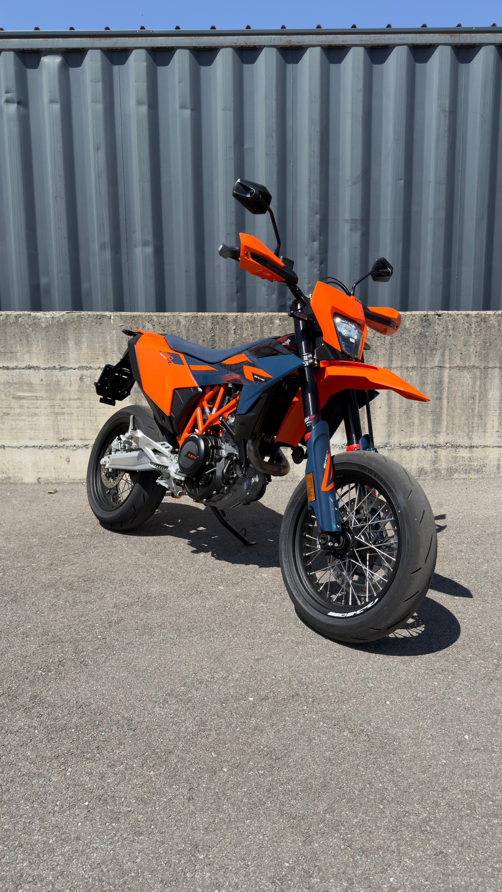 KTM 690 Enduro R-image-0