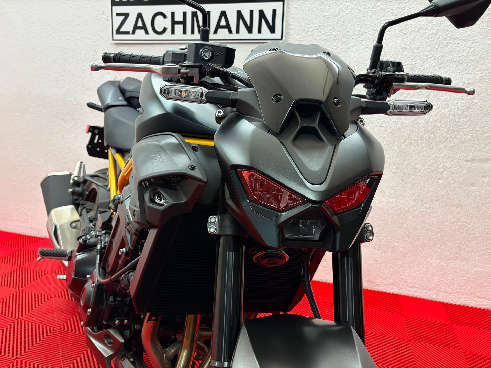 KAWASAKI Z 900 (35kW)-image-6