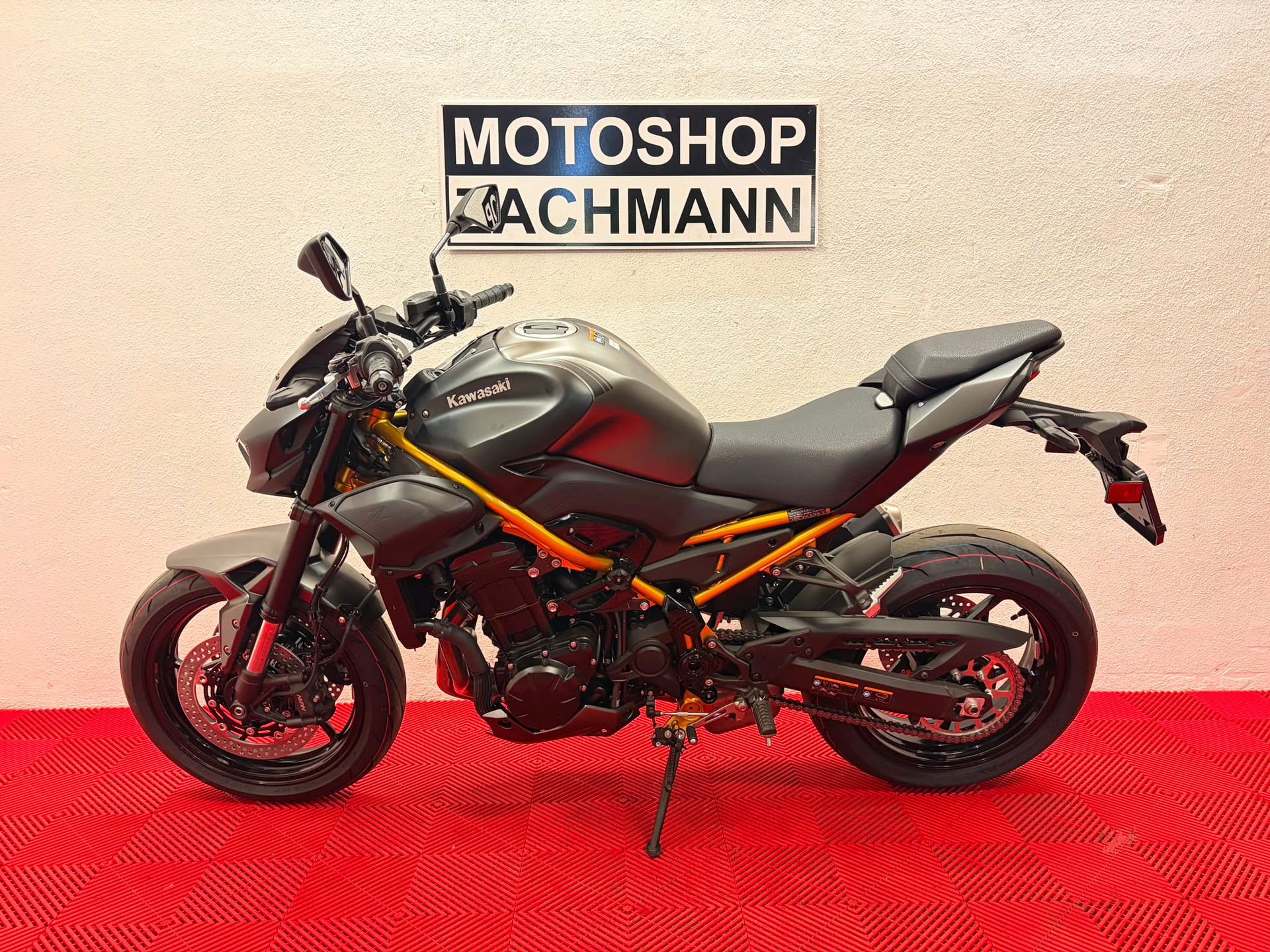 KAWASAKI Z 900 (35kW)-image-3