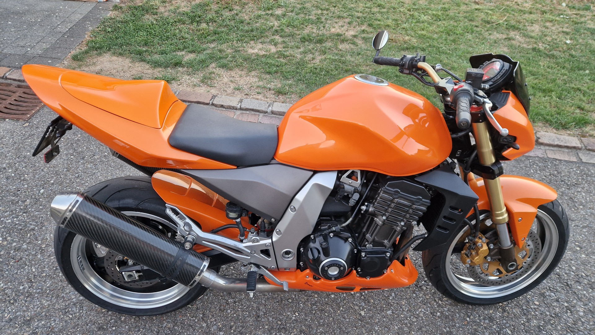 KAWASAKI Z 1000 A1-image-2