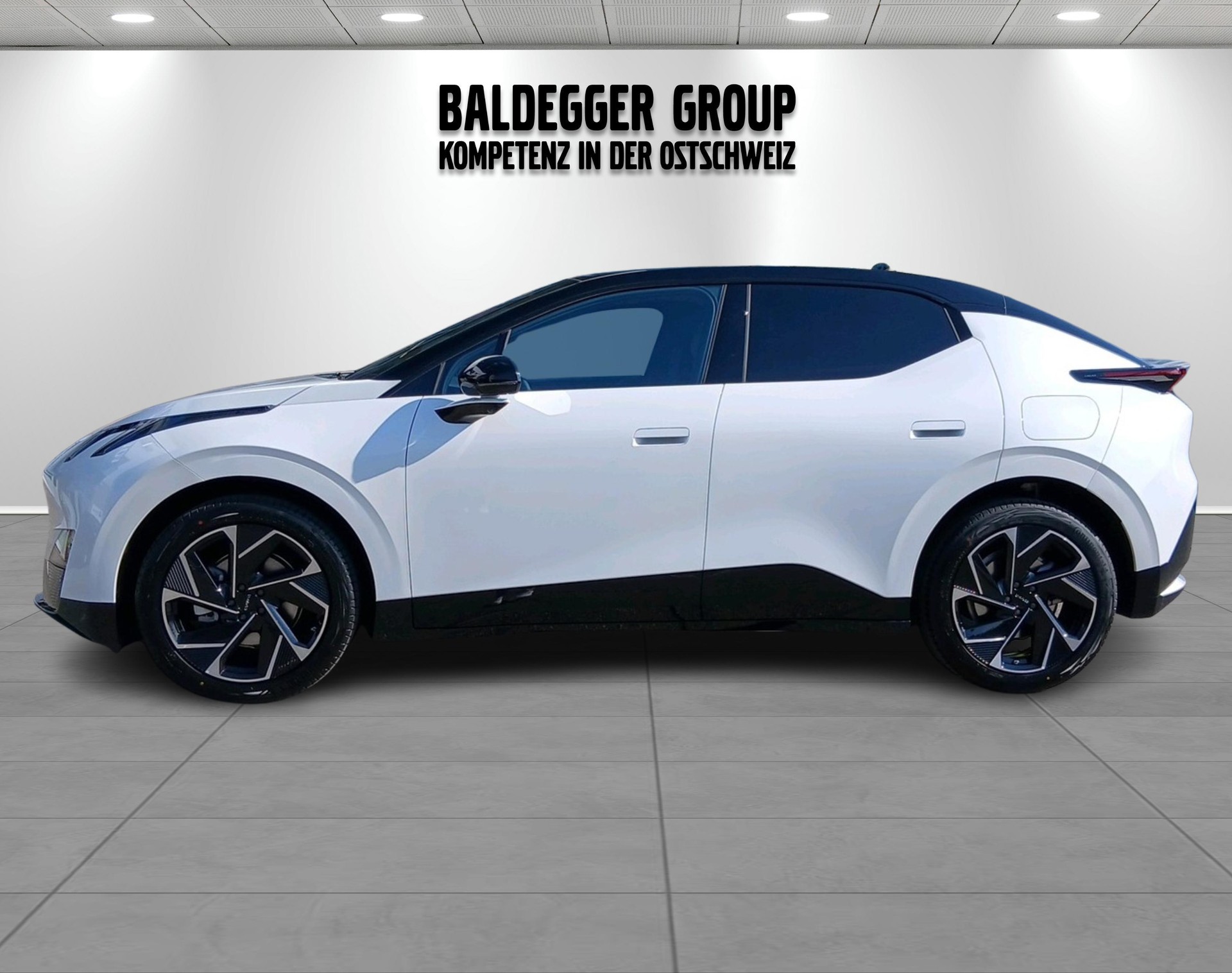LYNK & CO 02-image-8