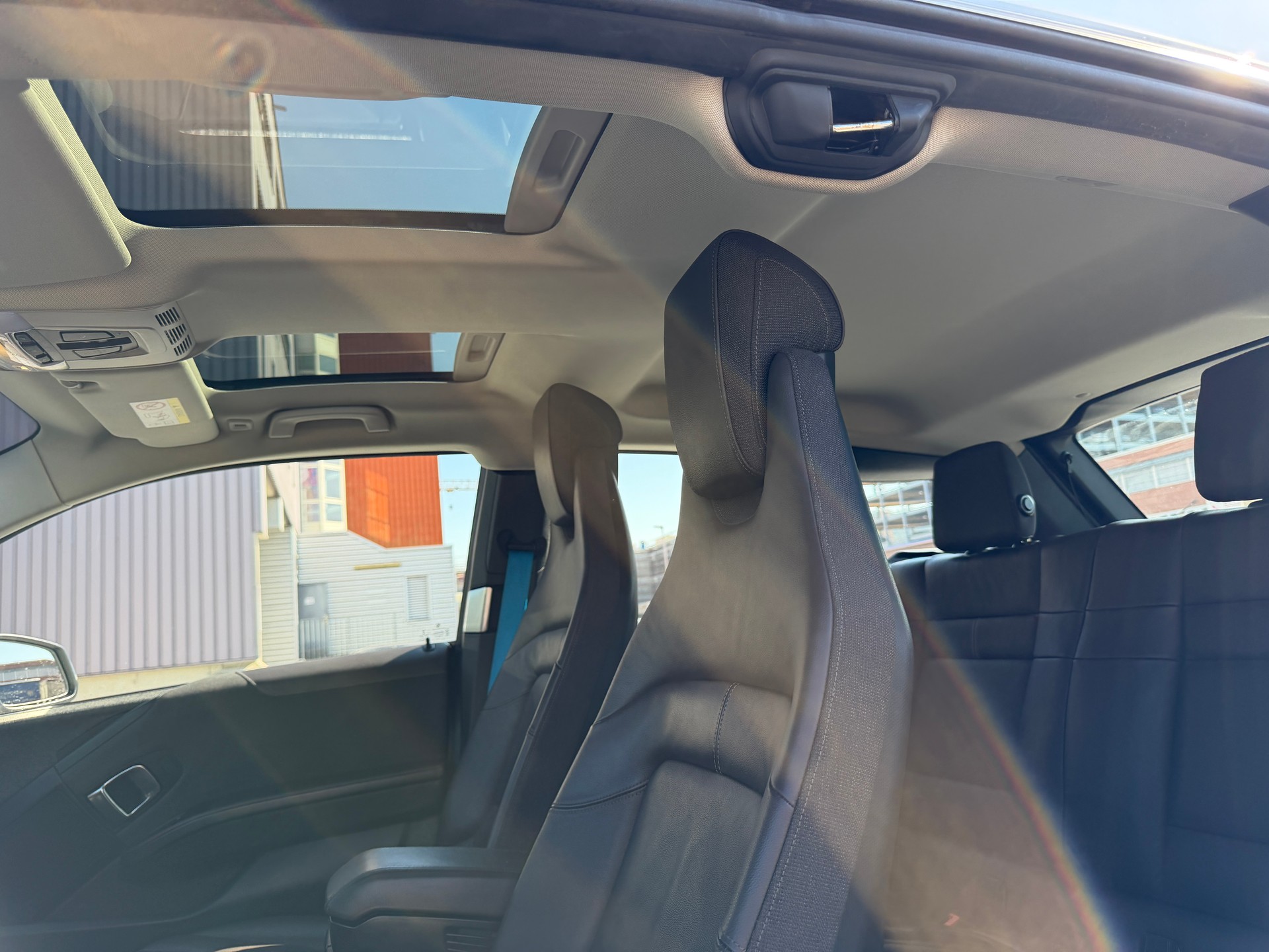 BMW i3s (120Ah)-image-9