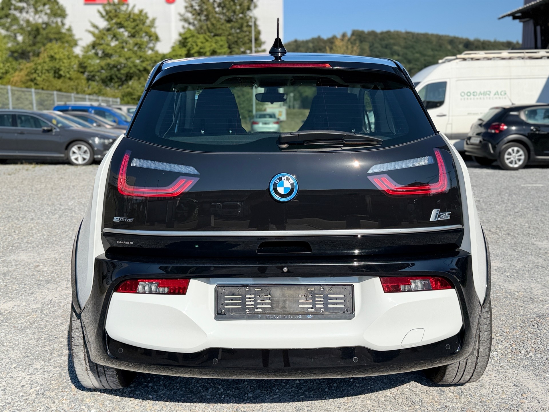 BMW i3s (120Ah)-image-3