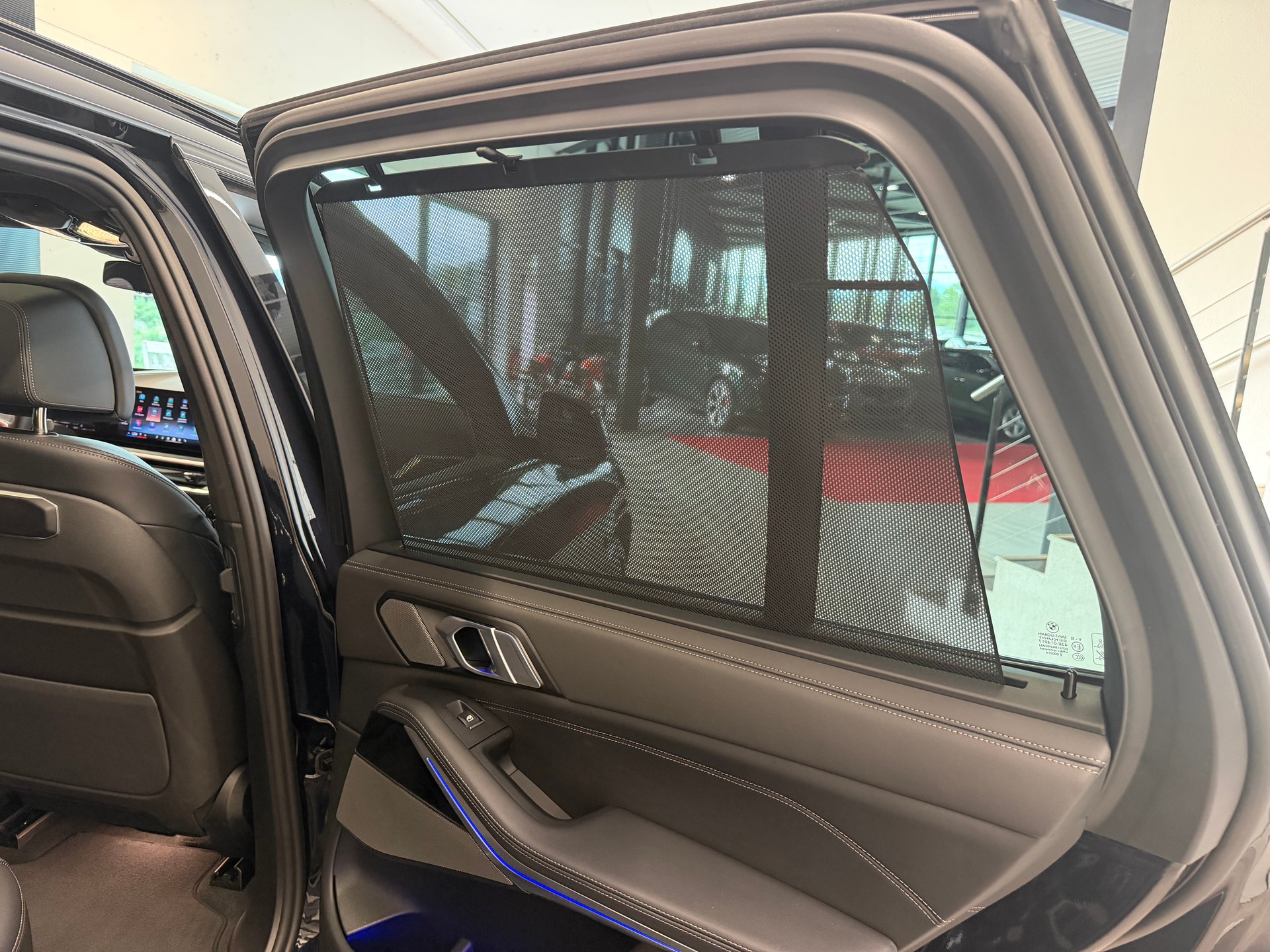 BMW X5 xDrive 48V 40d M Sport Steptronic-image-29