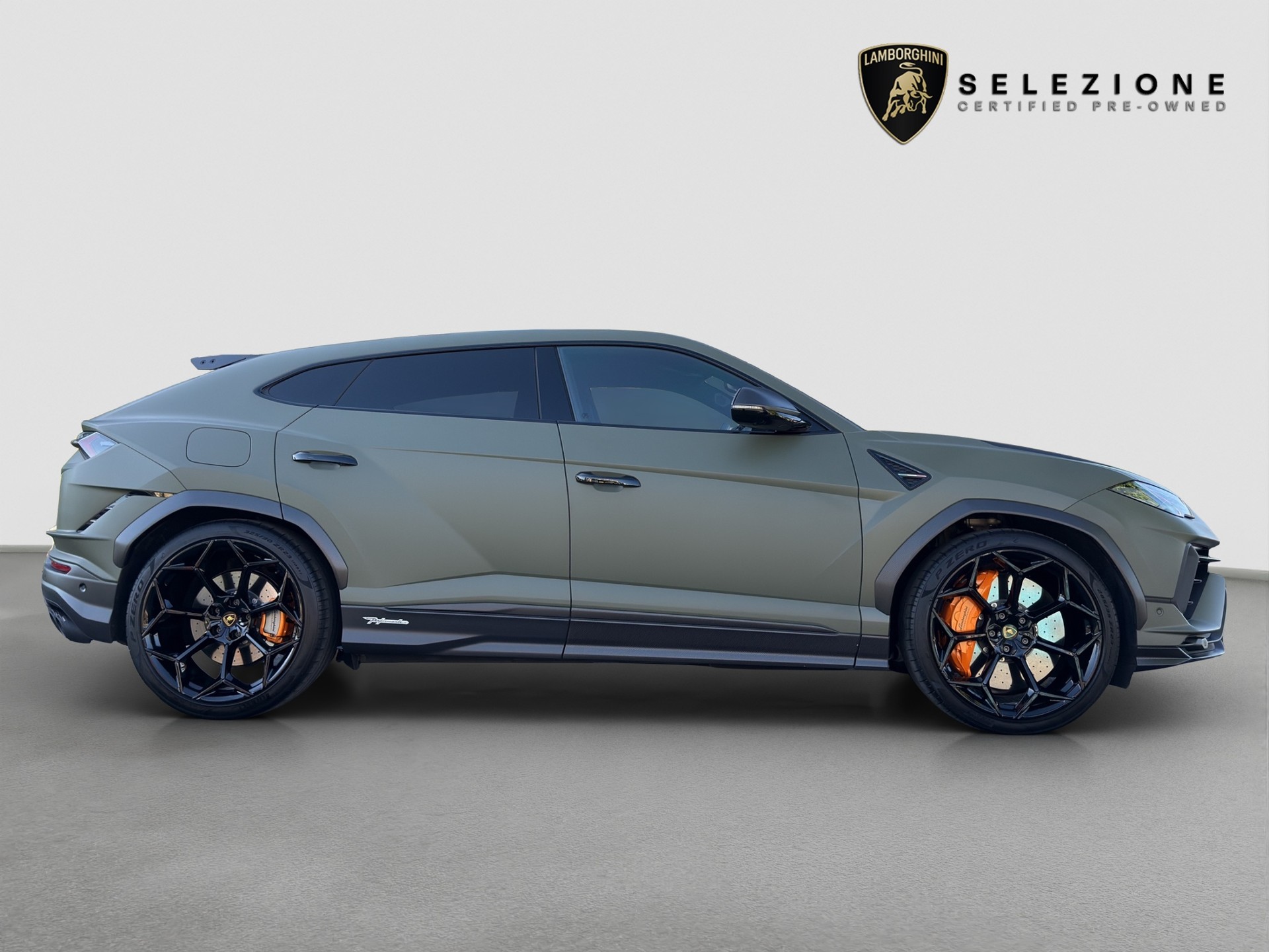 LAMBORGHINI Urus Performante E-Gear-showroom-element-1