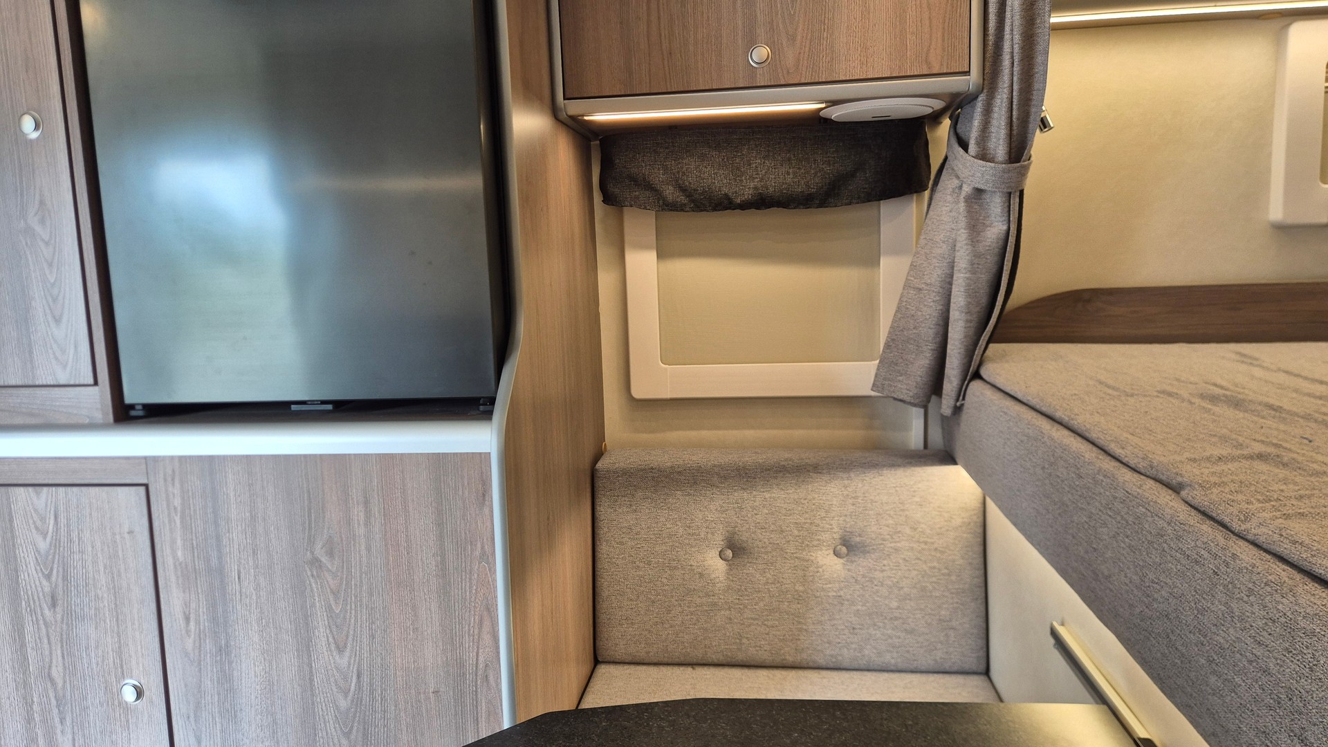 NISSAN 2.3 dci PickupCamper-image-11