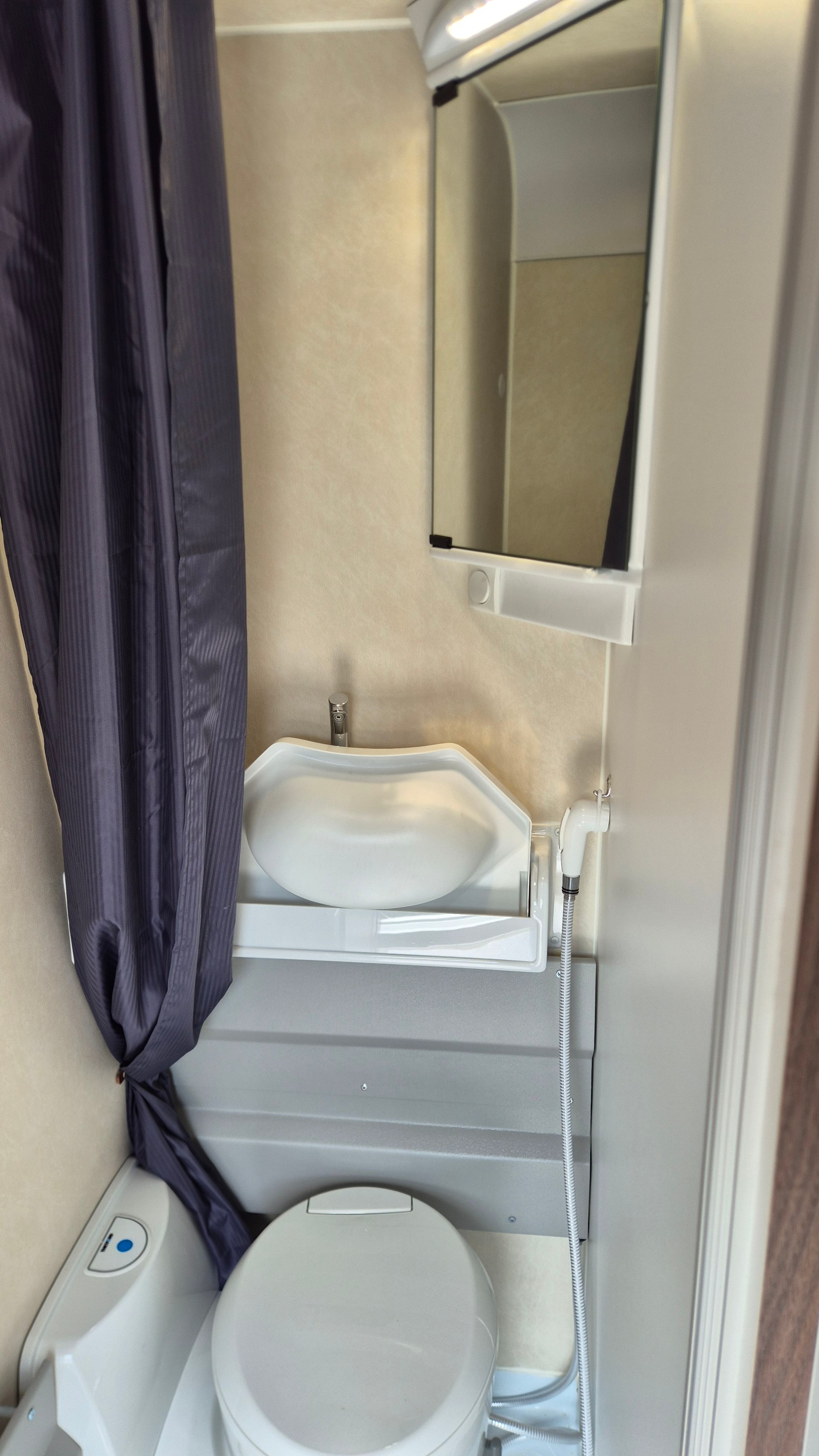NISSAN 2.3 dci PickupCamper-image-15
