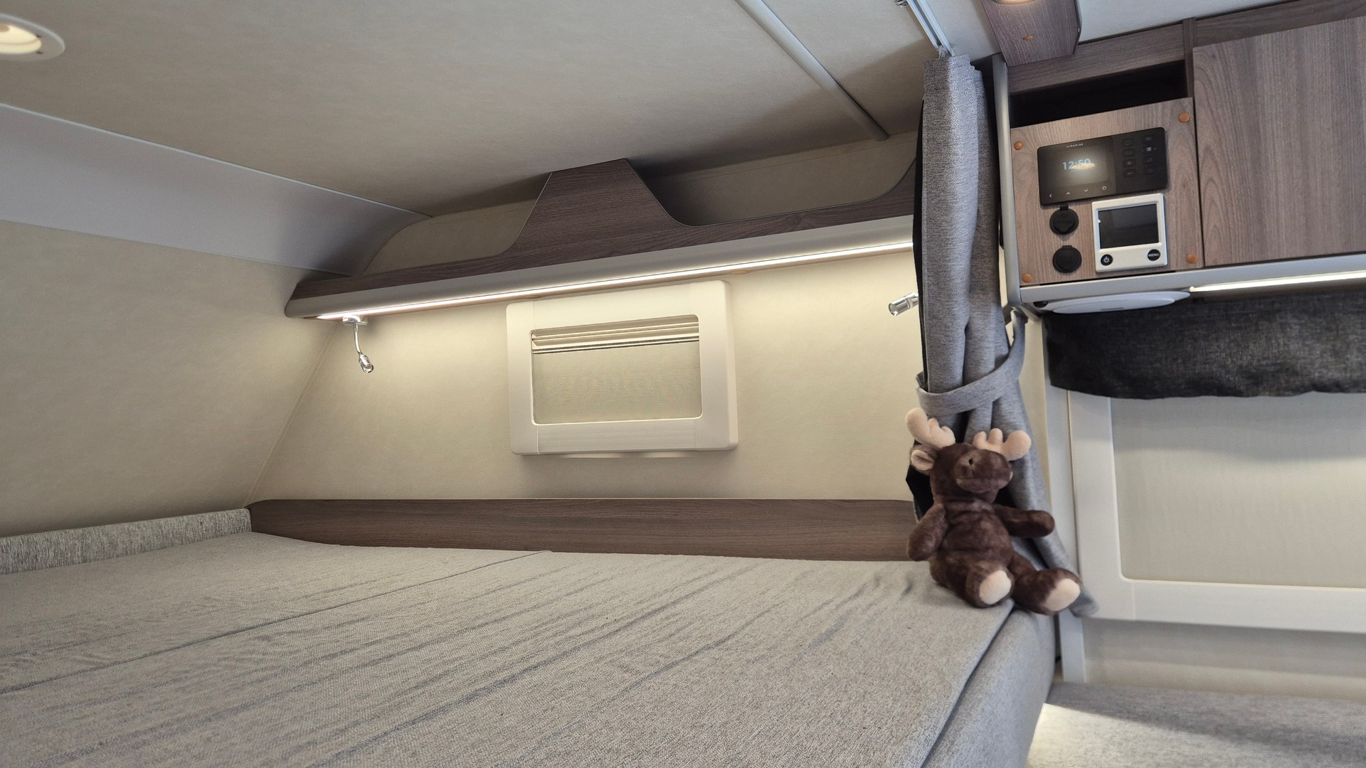 NISSAN 2.3 dci PickupCamper-image-8