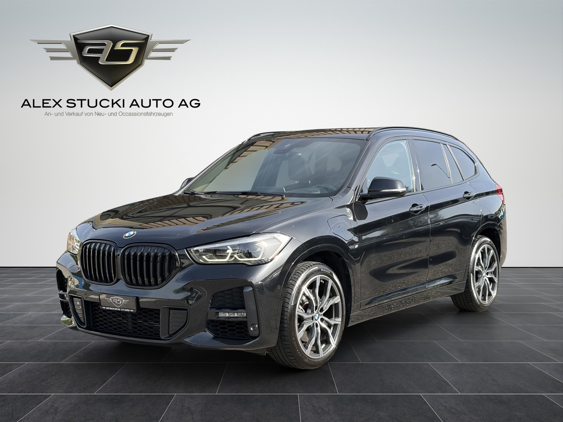 BMW X1 xDrive 25e M Sport Steptronic-showroom-element-2