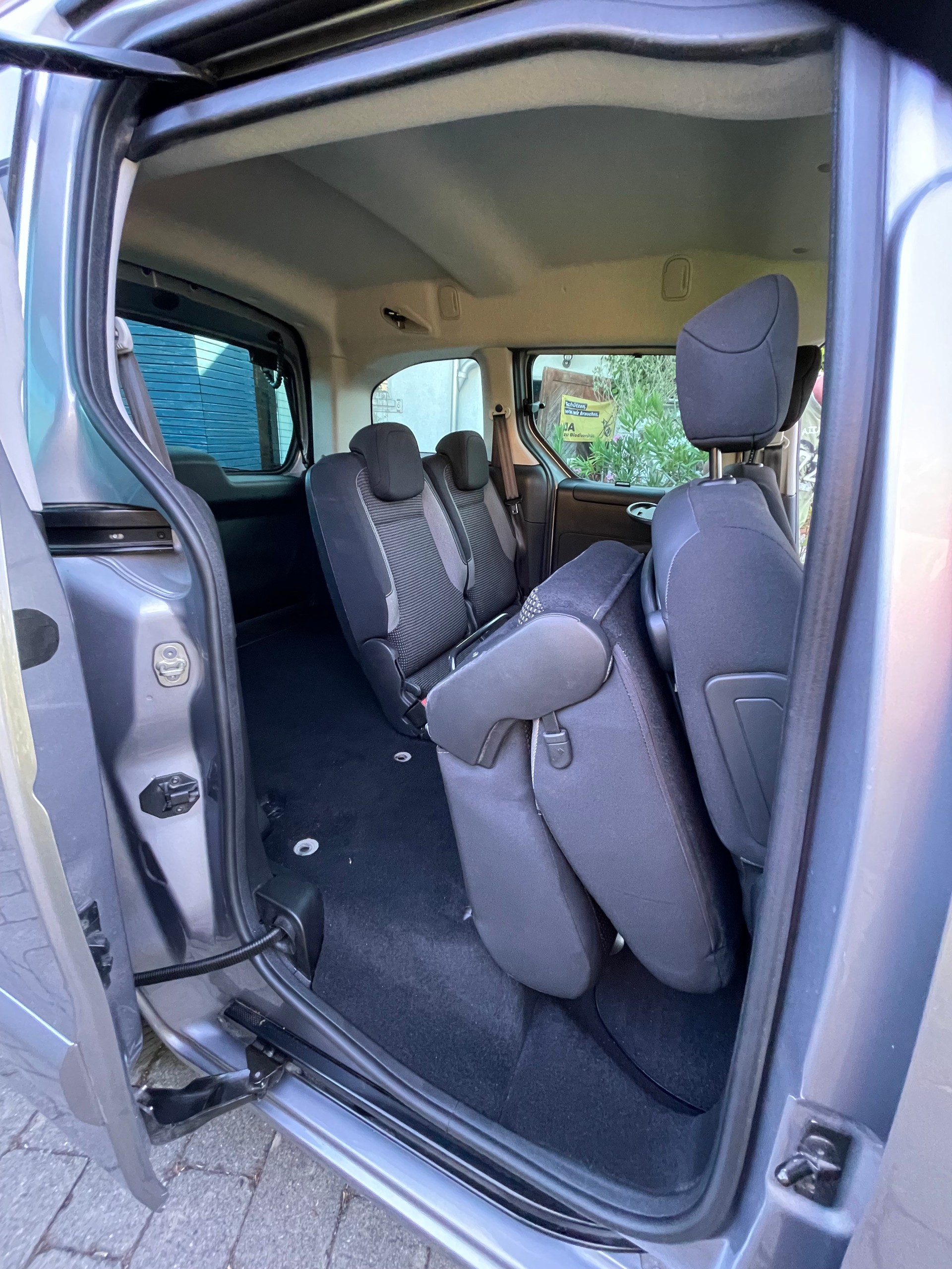 PEUGEOT 1.2 PureTech Allure S/S-image-4