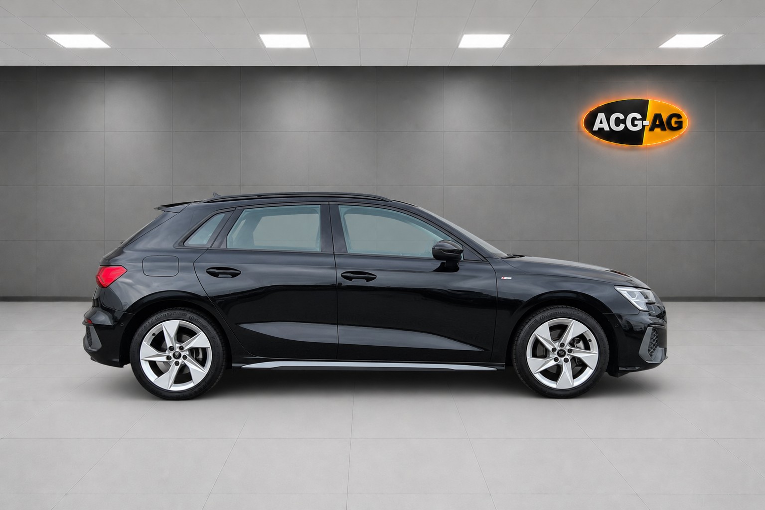 AUDI A3 Sportback 40 TDI S line S-tronic quattro ** 200 PS ** Teil-Leder ** Gr-Navi ** RF-Kamera ** Abstandsregelsysteme **-image-5