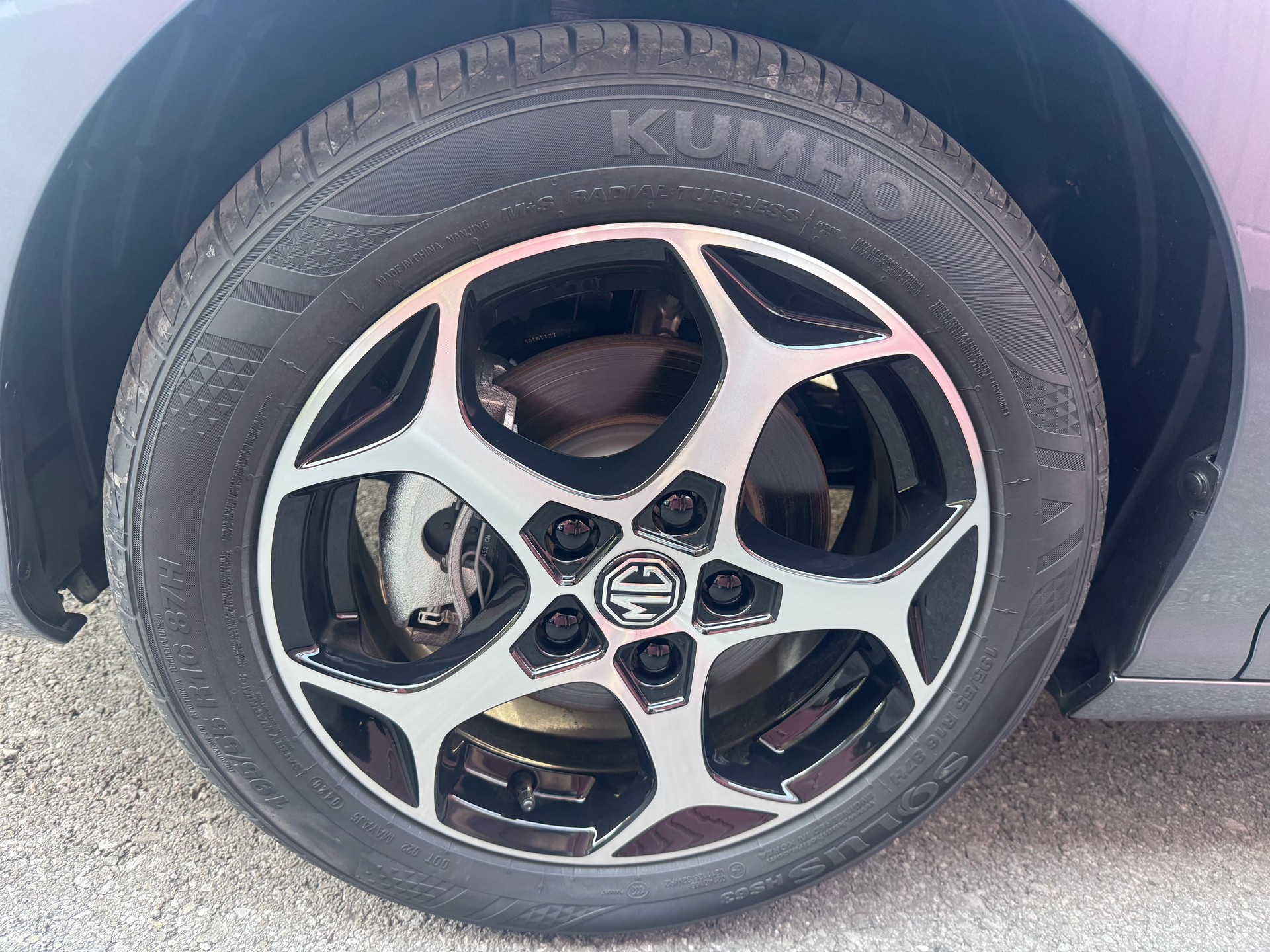 MG 3 1.5 Hybrid Luxury Aut.-showroom-element-2