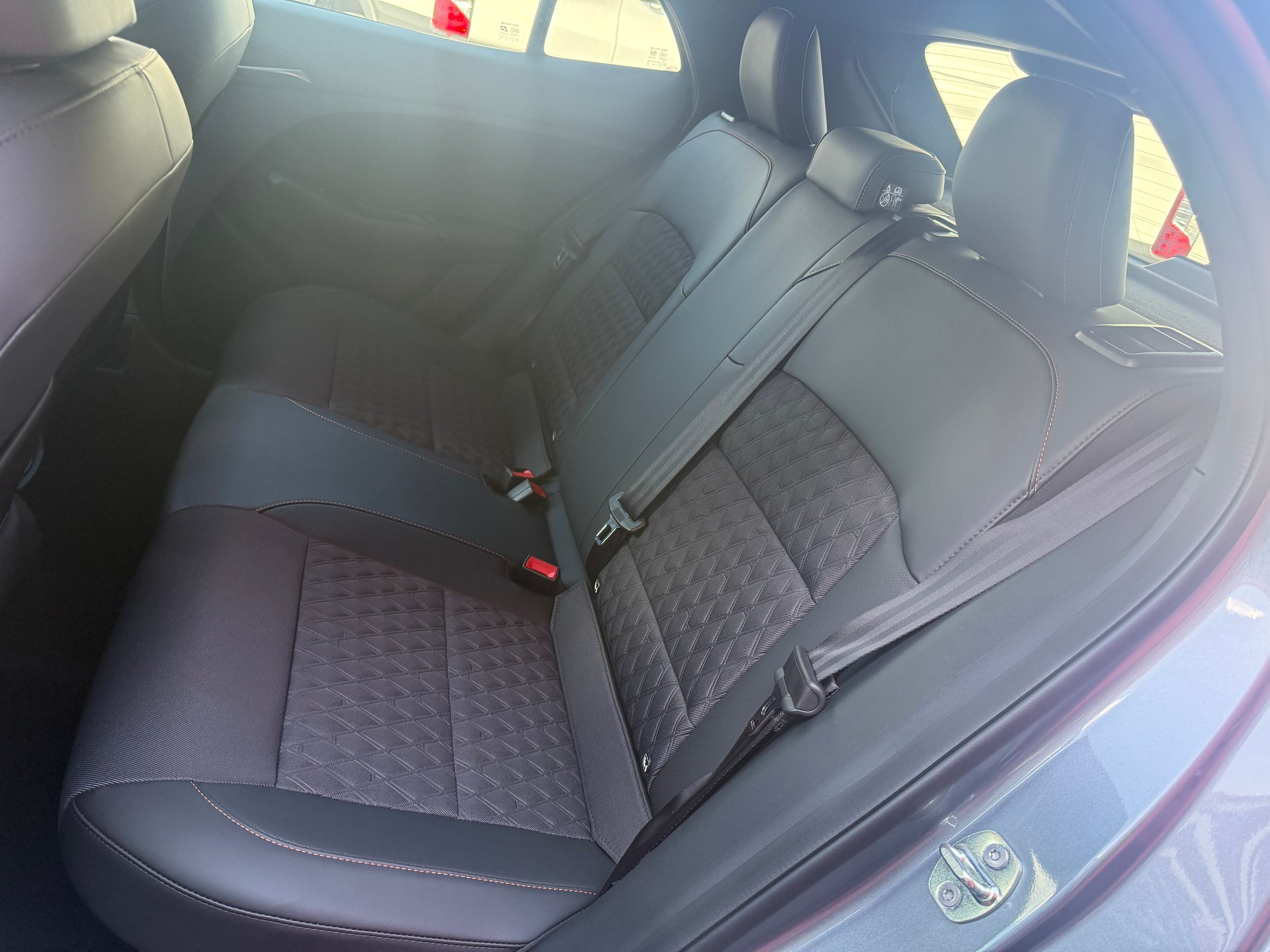 MG 3 1.5 Hybrid Luxury Aut.-image-8