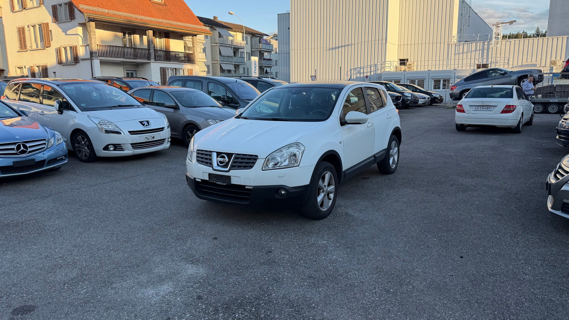 NISSAN Qashqai 2.0 4WD tekna