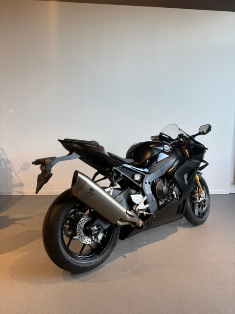 HONDA CBR 1000 RR-R Fireblade SP-image-2