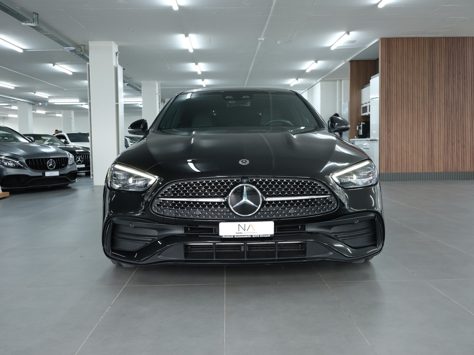 MERCEDES-BENZ C 300 4Matic AMG Line *Burmester* *Panorama* *360 Kamera*-image-9