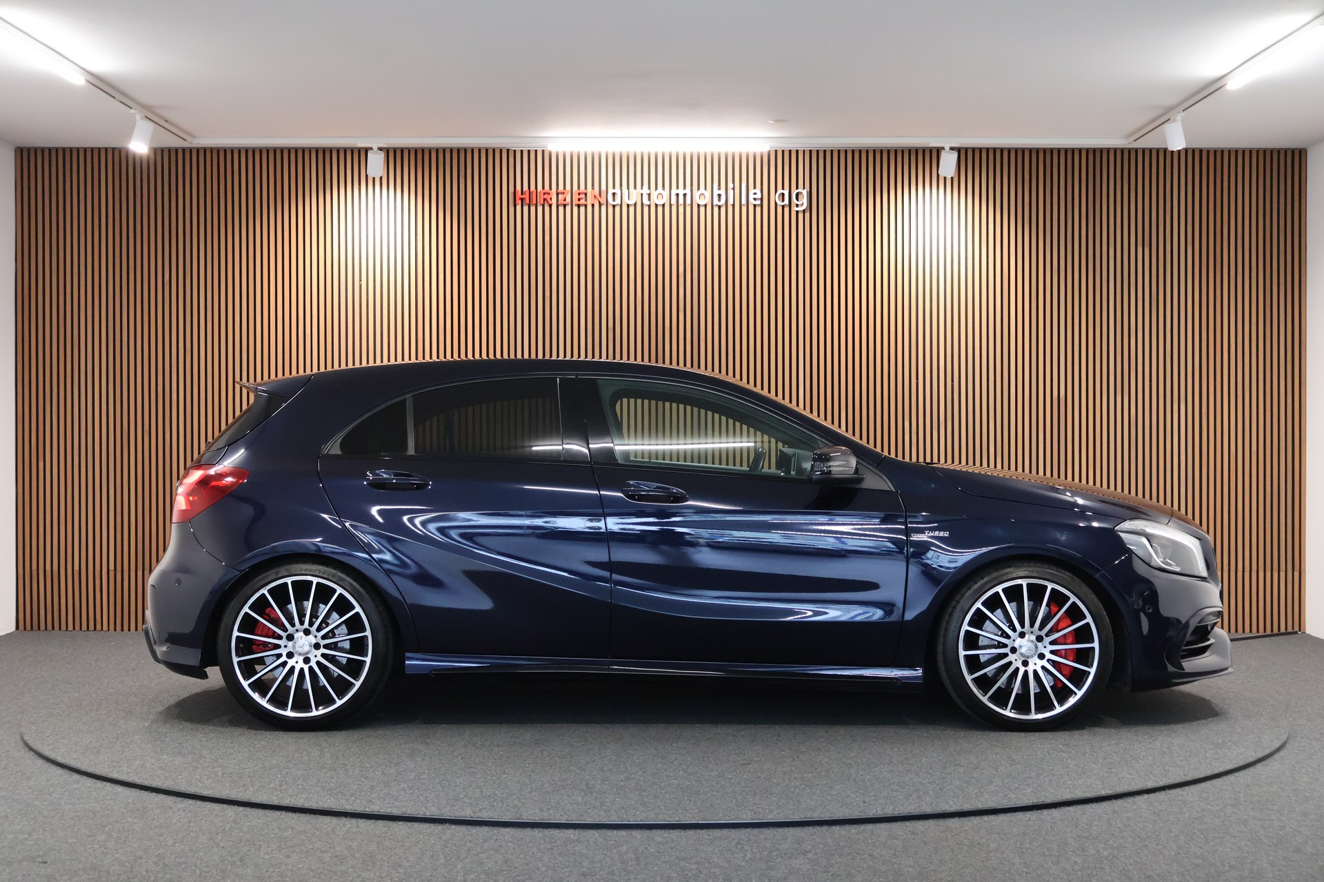 MERCEDES-BENZ A 45 AMG 4Matic Speedshift 7G-DCT-image-5