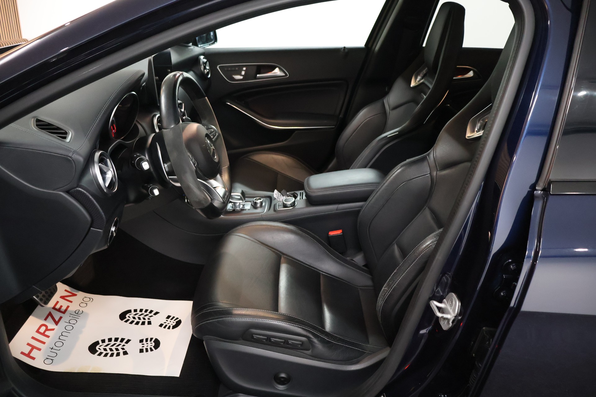 MERCEDES-BENZ A 45 AMG 4Matic Speedshift 7G-DCT-image-8
