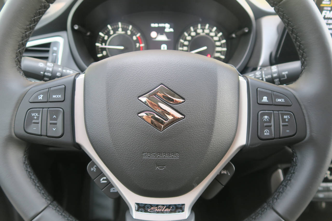 SUZUKI S-Cross 1.4 T Piz Sulai Top Hybrid 4x4-image-5