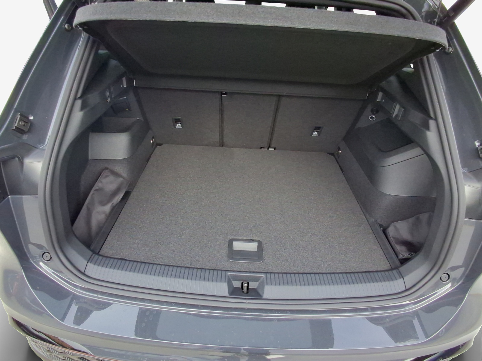 VW Tiguan 2.0 TSI DSG R-Line 4Motion-image-12