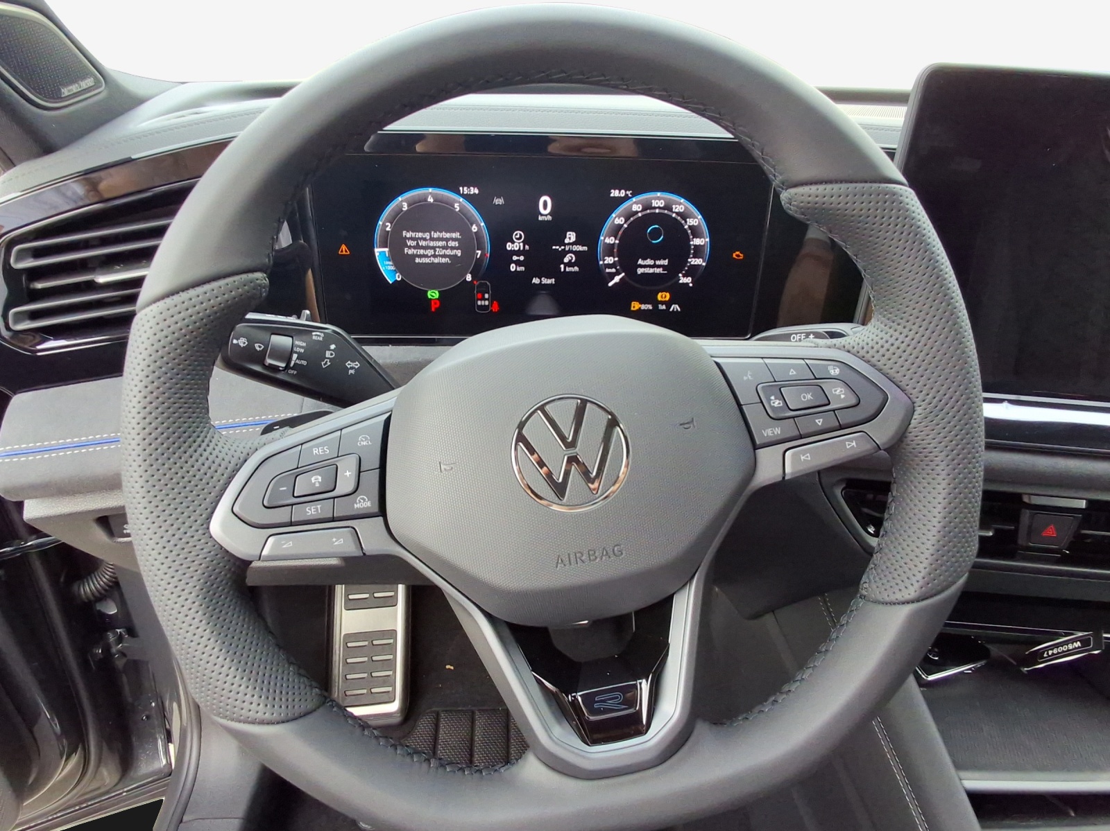 VW Tiguan 2.0 TSI DSG R-Line 4Motion-image-9