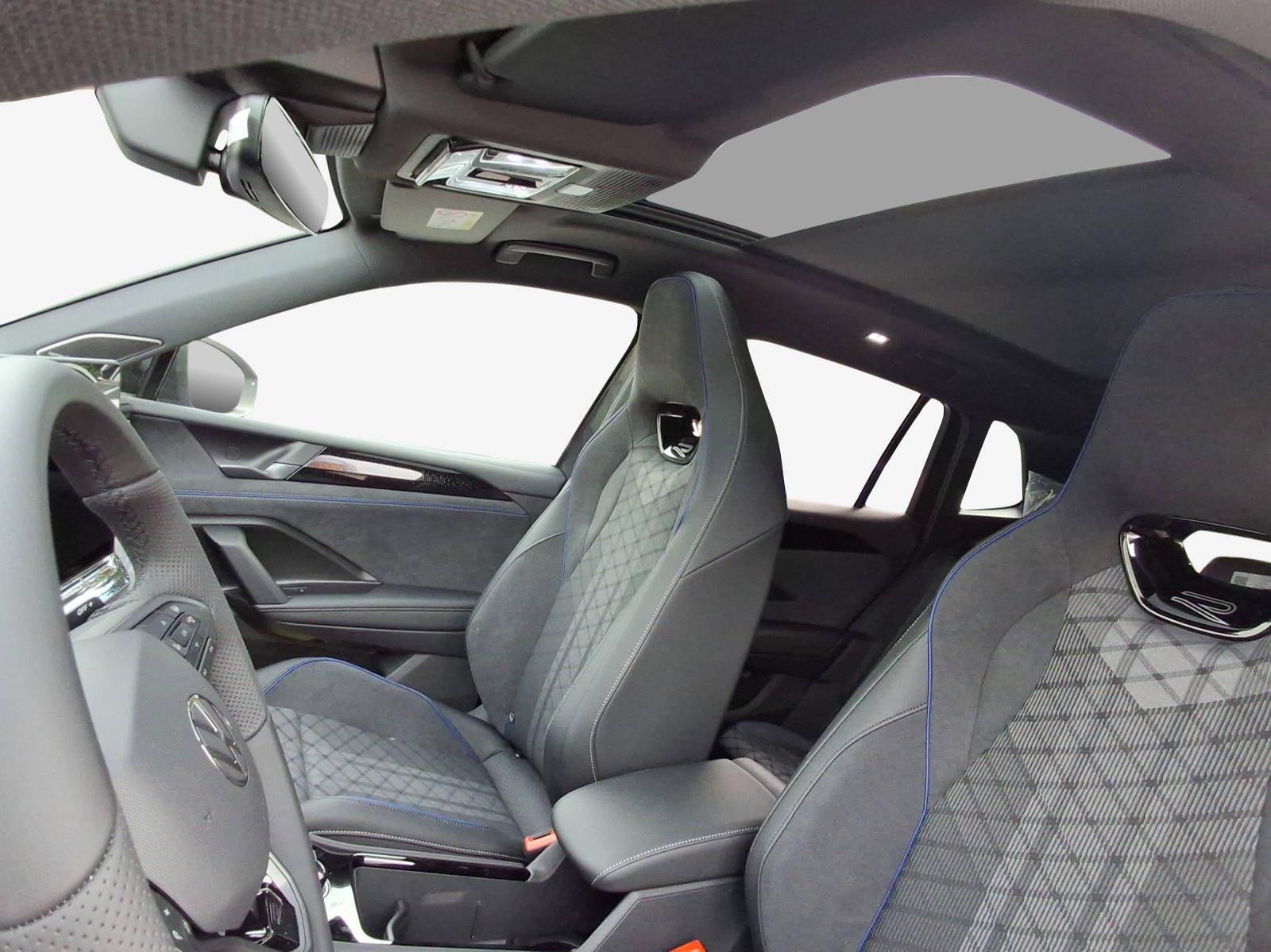 VW Tiguan 2.0 TSI DSG R-Line 4Motion-image-14