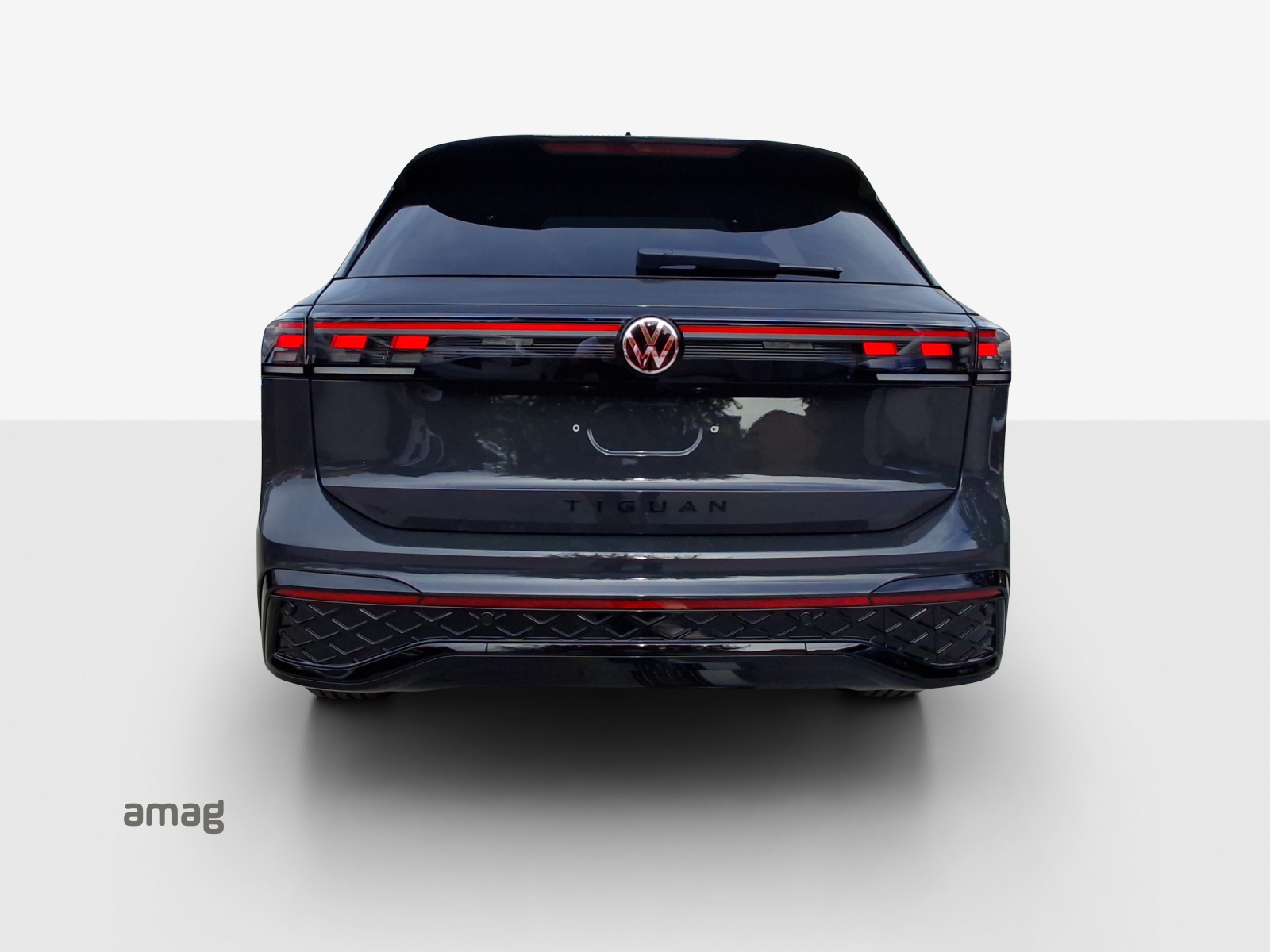 VW Tiguan 2.0 TSI DSG R-Line 4Motion-showroom-element-3