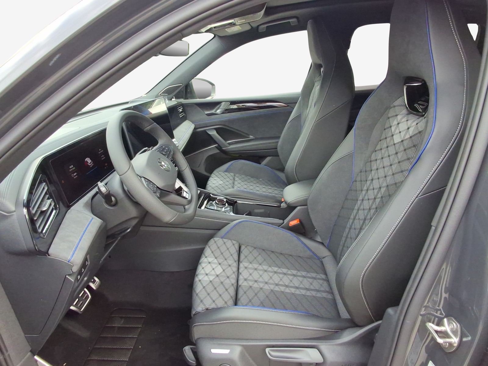 VW Tiguan 2.0 TSI DSG R-Line 4Motion-image-7