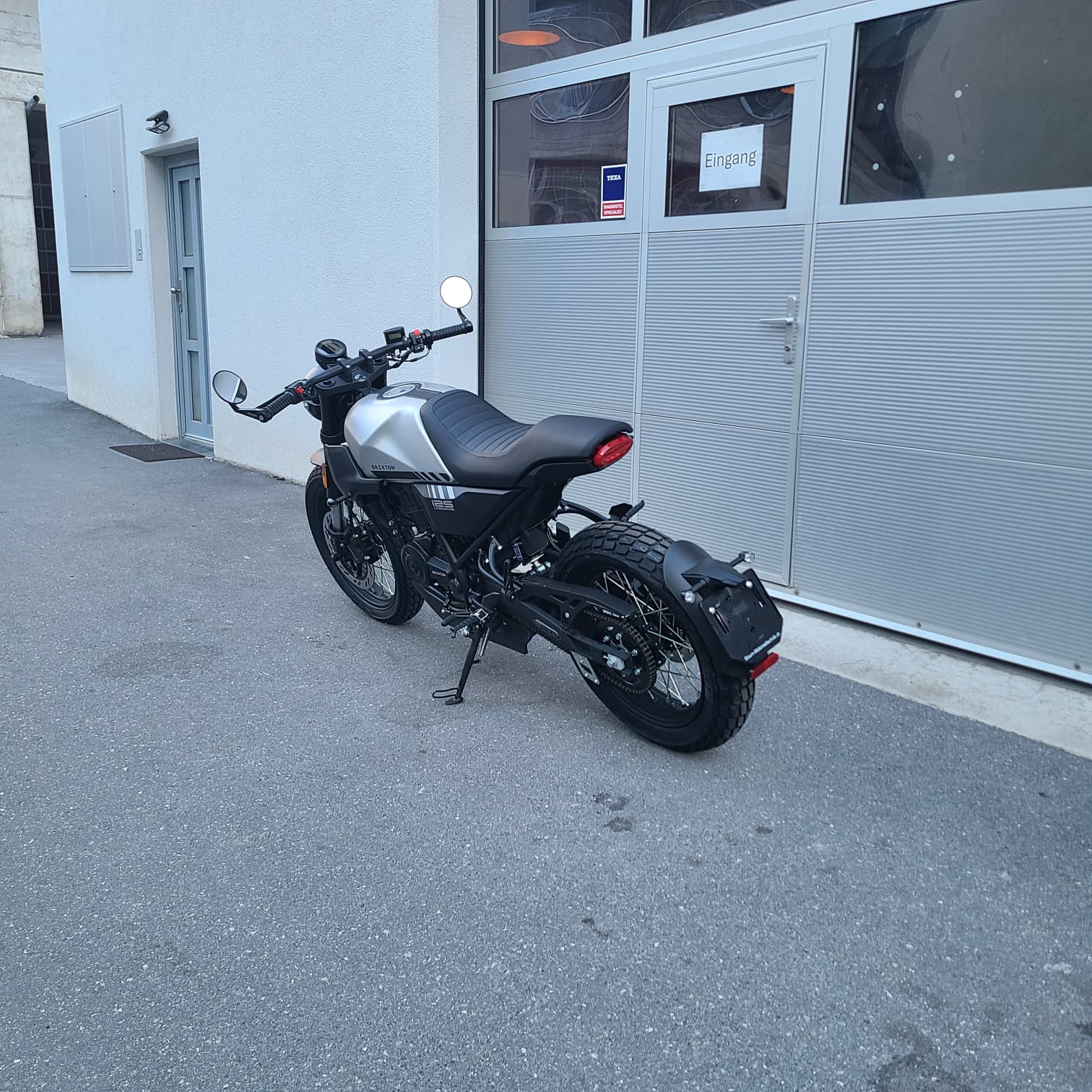 BRIXTON Crossfire 125 ABS-image-3