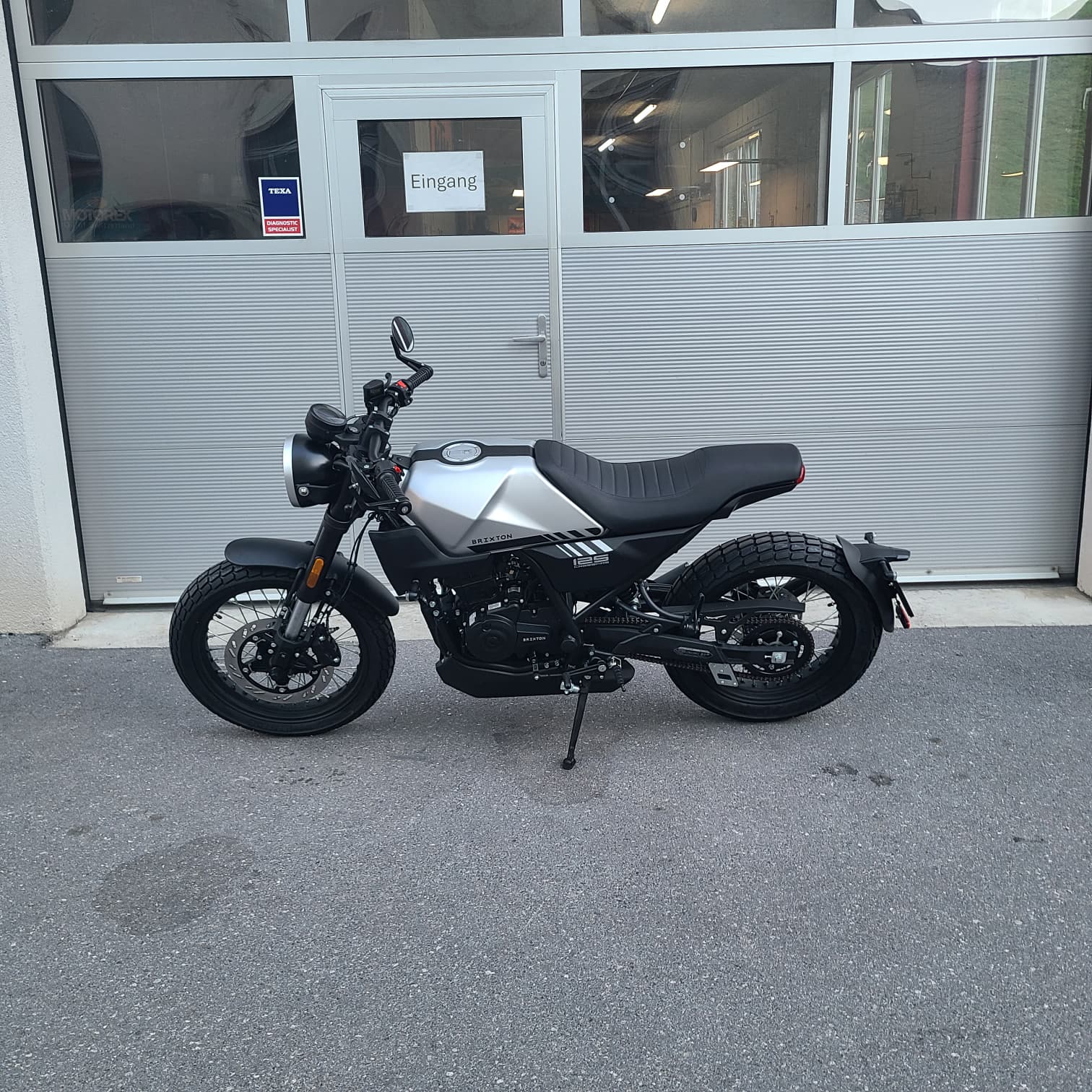 BRIXTON Crossfire 125 ABS-image-4