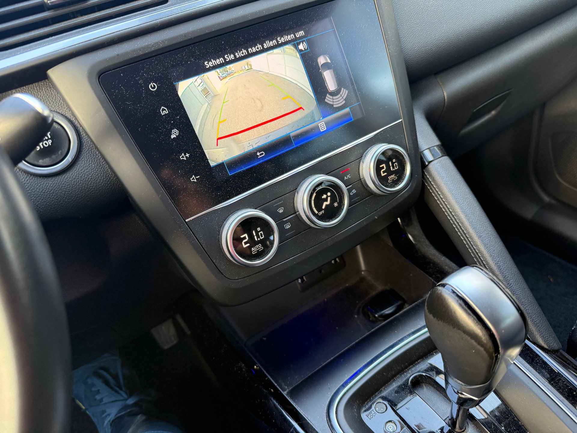 RENAULT Kadjar 1.5 Blue dCI Business EDC-image-10