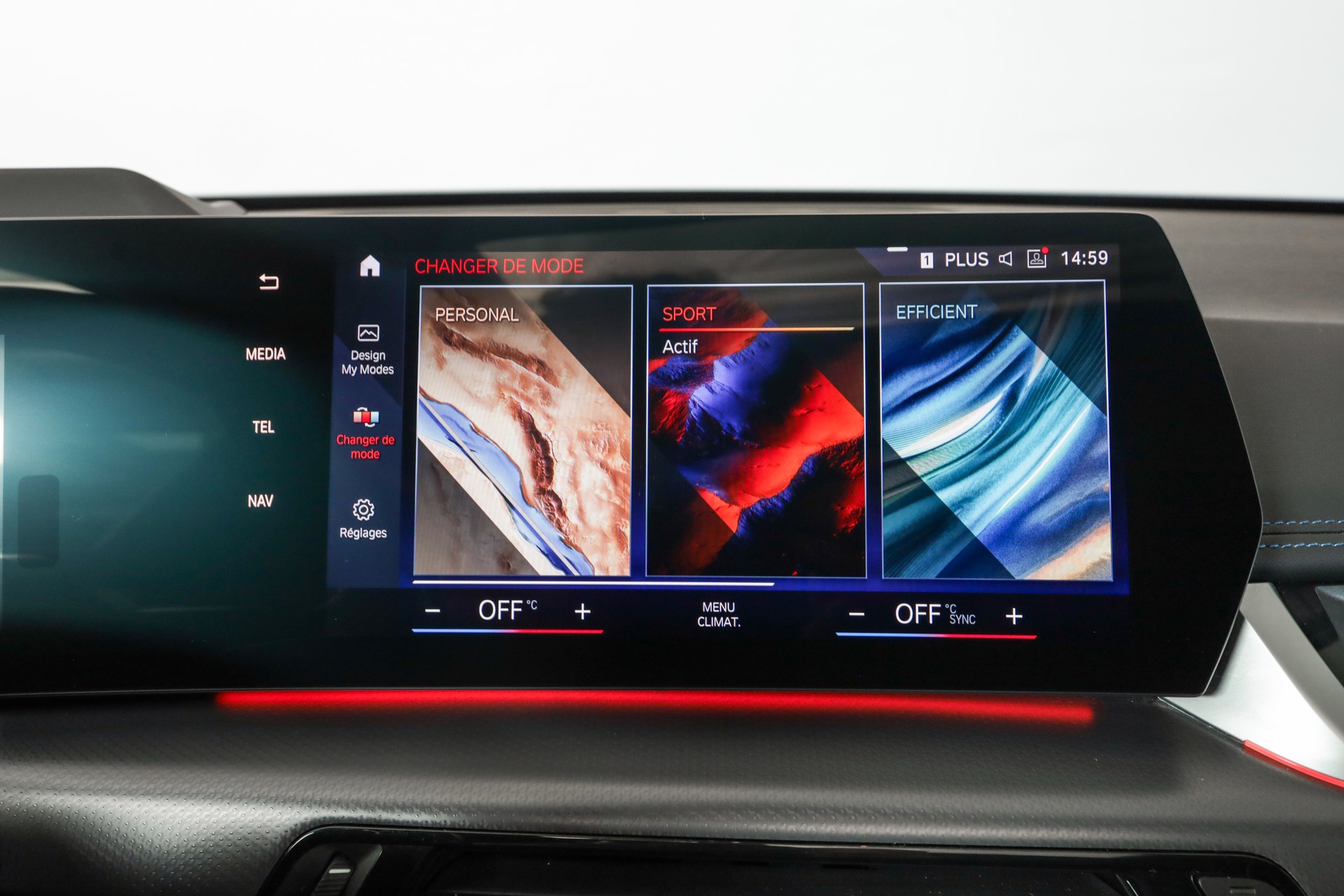 BMW iX1 xDrive 30 M Sport • Attelage • Toit panoramique • Pack Innovation-image-19