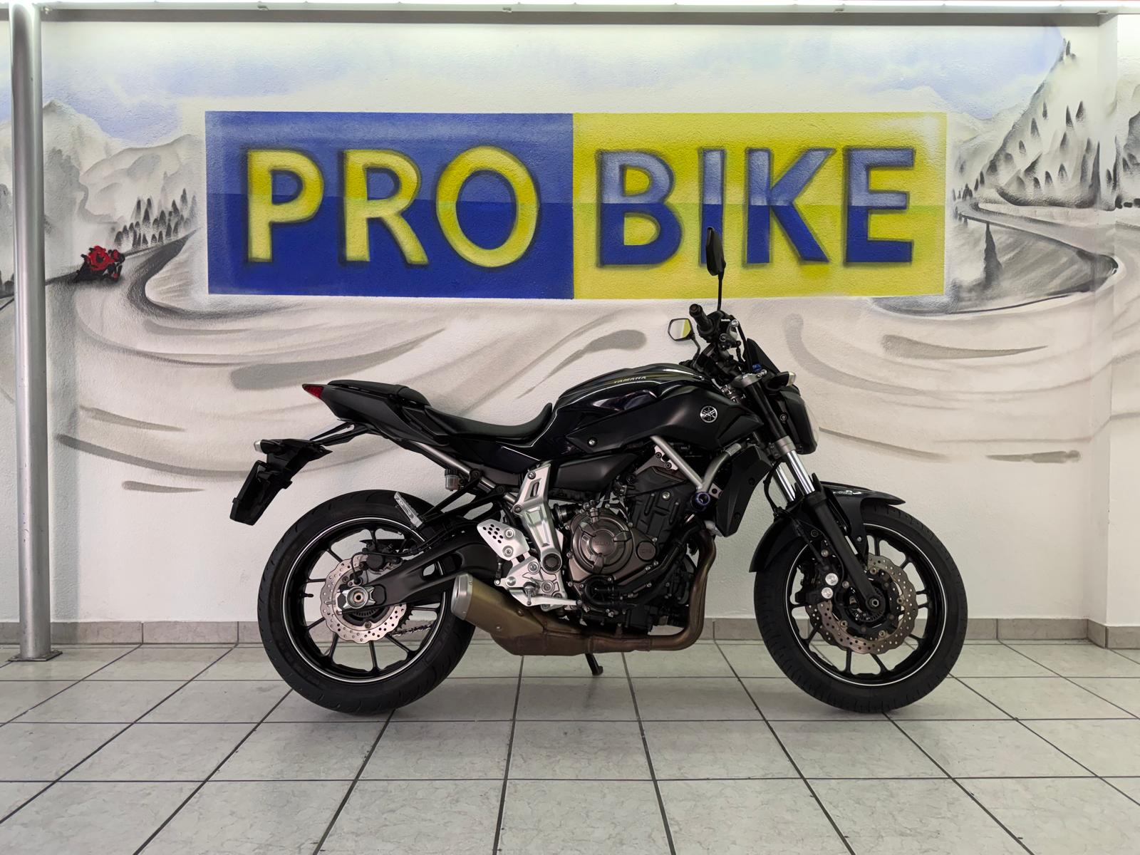 YAMAHA MT-07 ABS-showroom-element-1