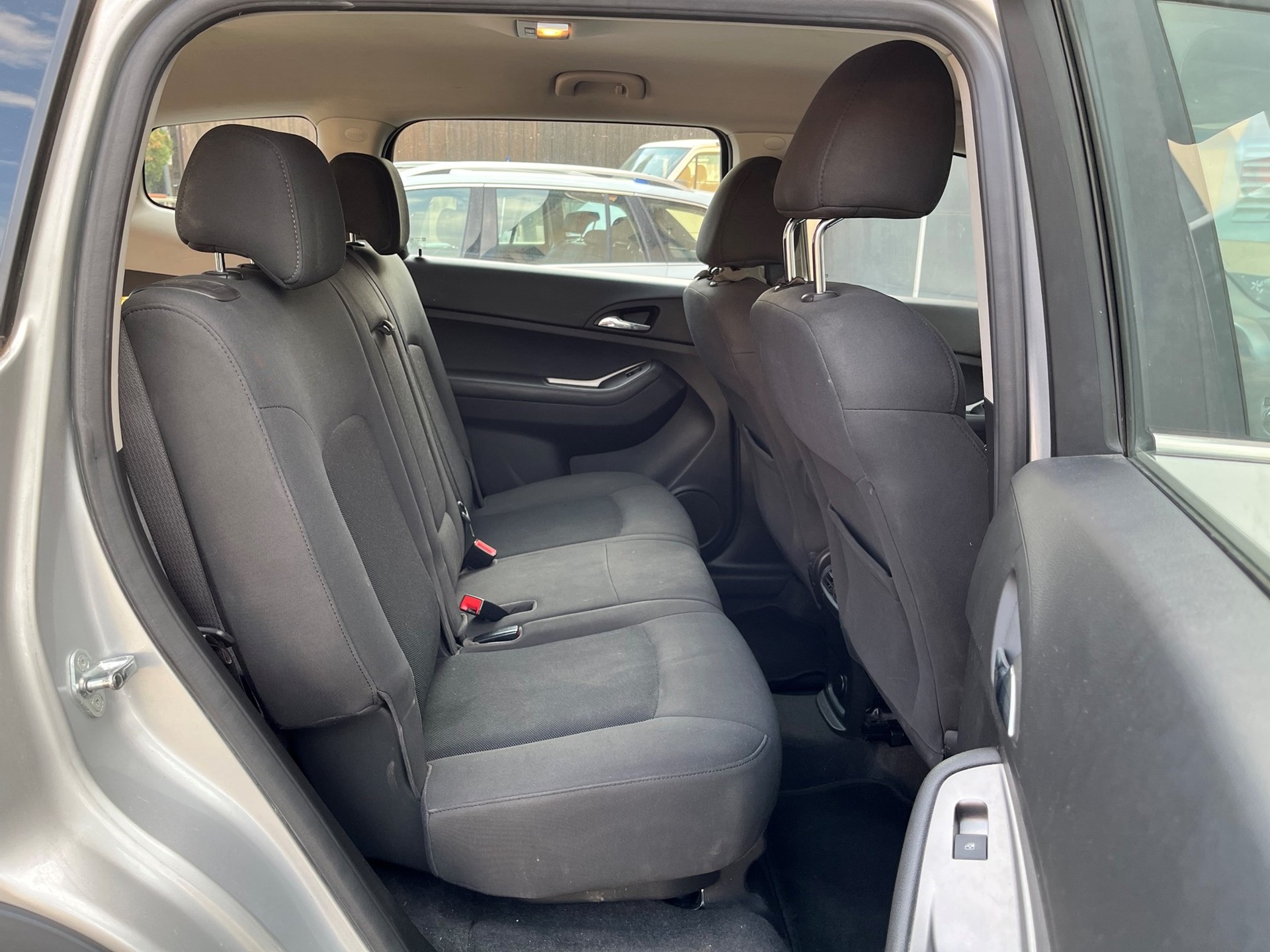 CHEVROLET Orlando 2.0 VCDi LT Automatic-image-8