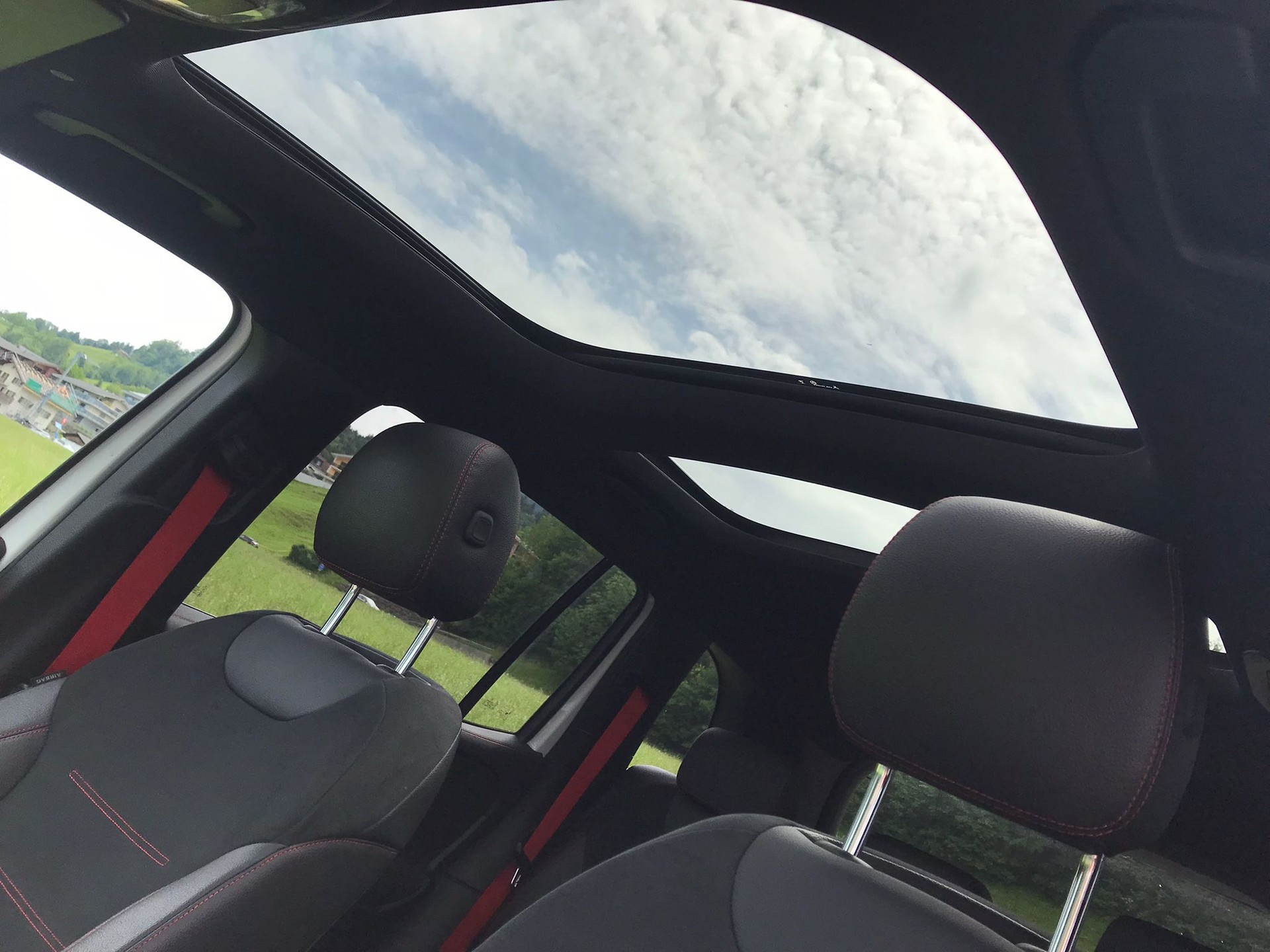 MERCEDES-BENZ GLB 35 AMG 4Matic 8G-Tronic ( Frisch Ab MFK )-image-8