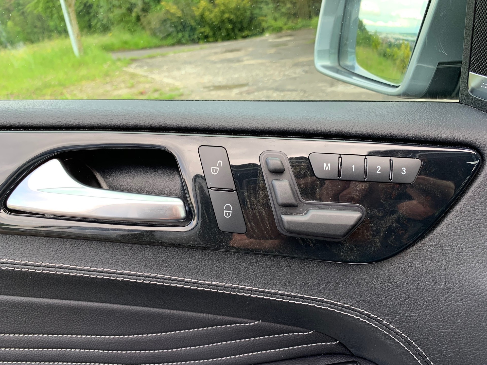 MERCEDES-BENZ ML 350 BlueTEC Executive 4Matic 7G-Tronic-image-11