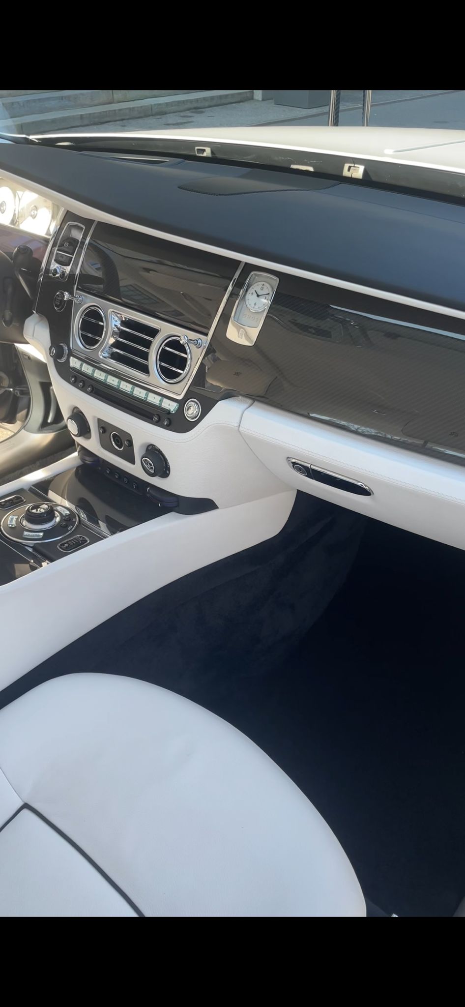 ROLLS-ROYCE Ghost 6.6 V12-image-7