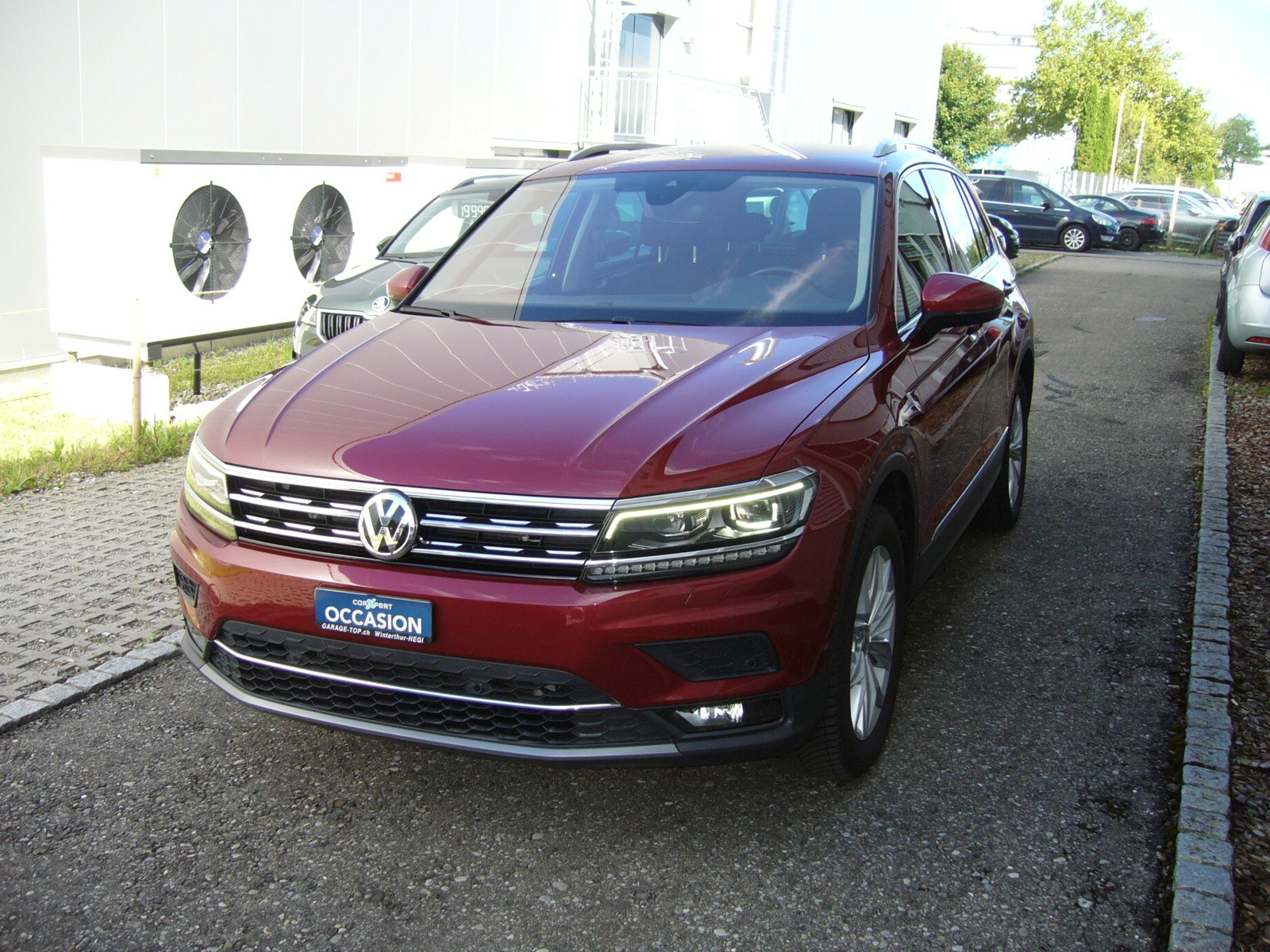 VW Tiguan 2.0TSI Highline 4Motion DSG 180 PS-showroom-element-1