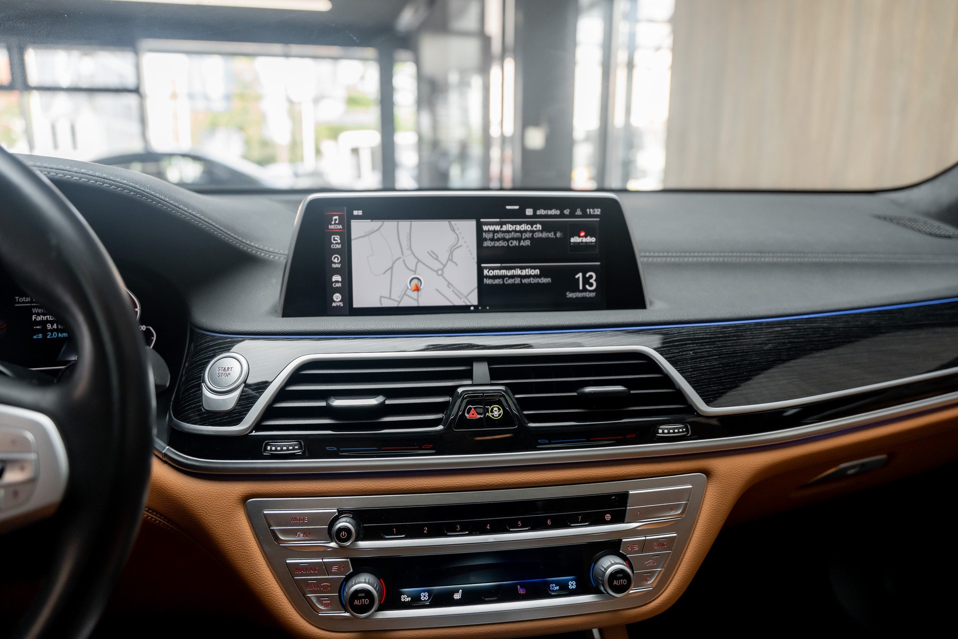 BMW 745Le xDrive Steptronic-image-13
