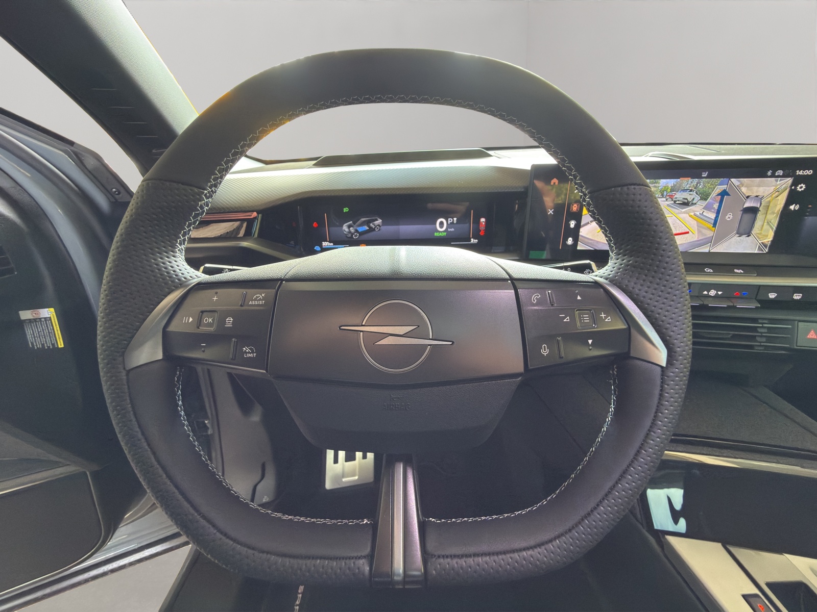 OPEL Grandland Electric Ultimate 4x4-image-14