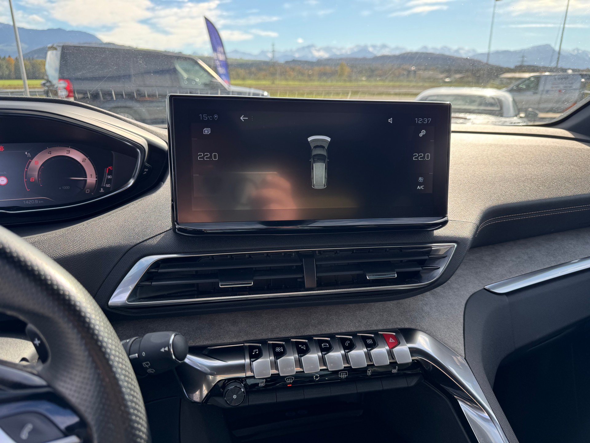 PEUGEOT 5008 1.5 BlueHDi GT EAT8-image-10