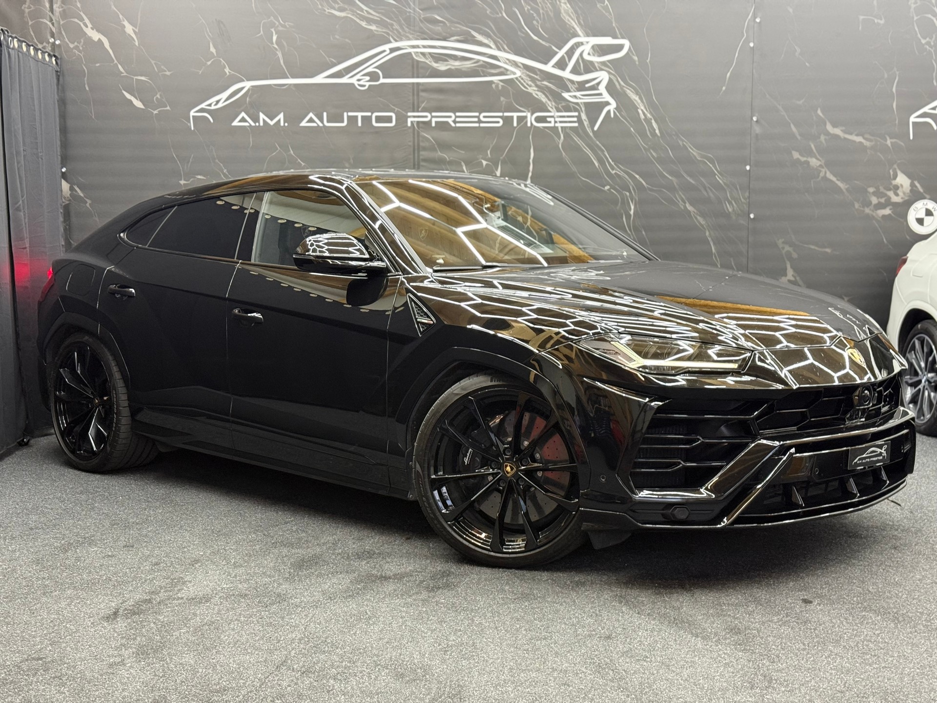LAMBORGHINI Urus E-Gear "Facelift"-image-2