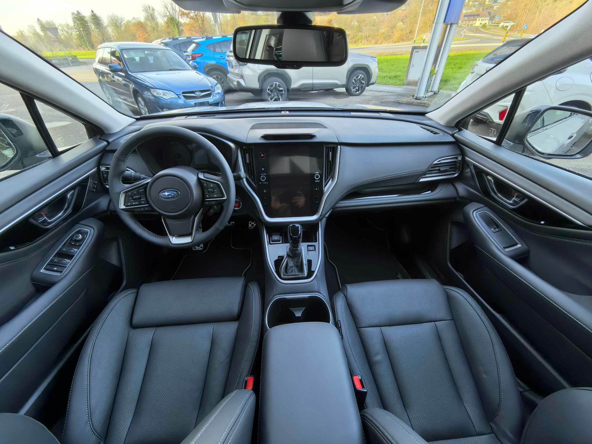 SUBARU Outback 2.5i Luxury AWD Lineartronic "Final Edition"-image-6