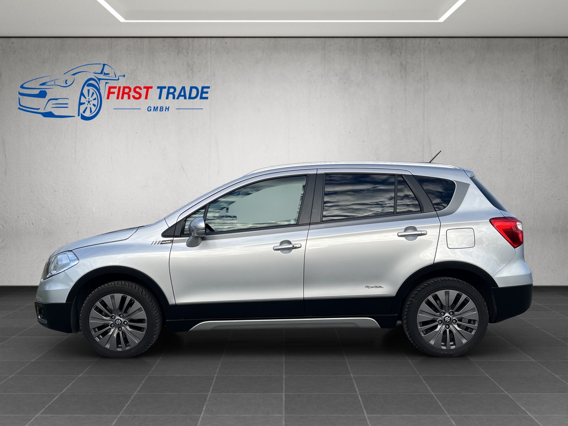 SUZUKI SX4 S-Cross 1.6 TD Compact Top 4WD TCSS-image-7